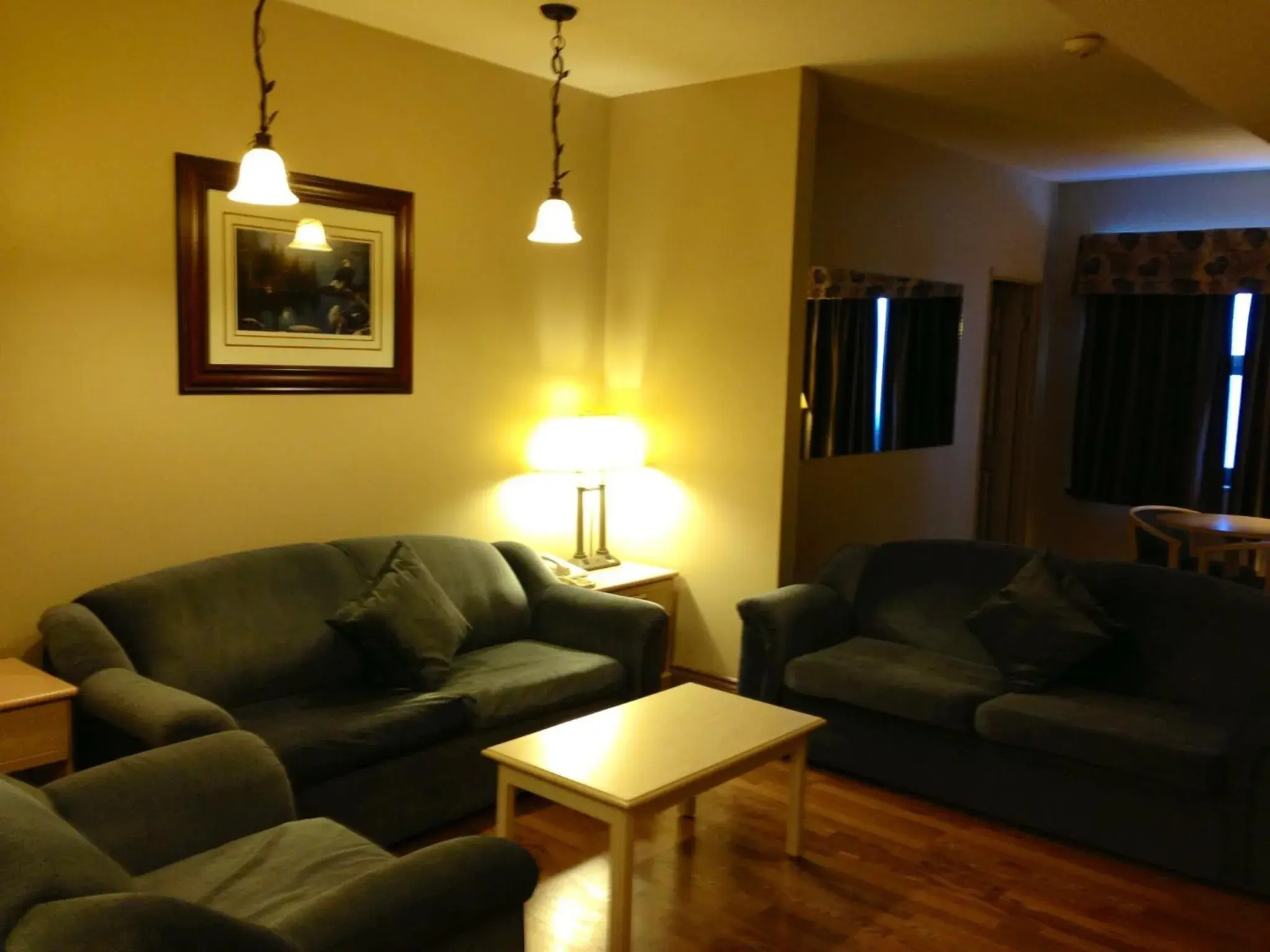 Other, Seating Area in Petawawa River Inn & Suites
