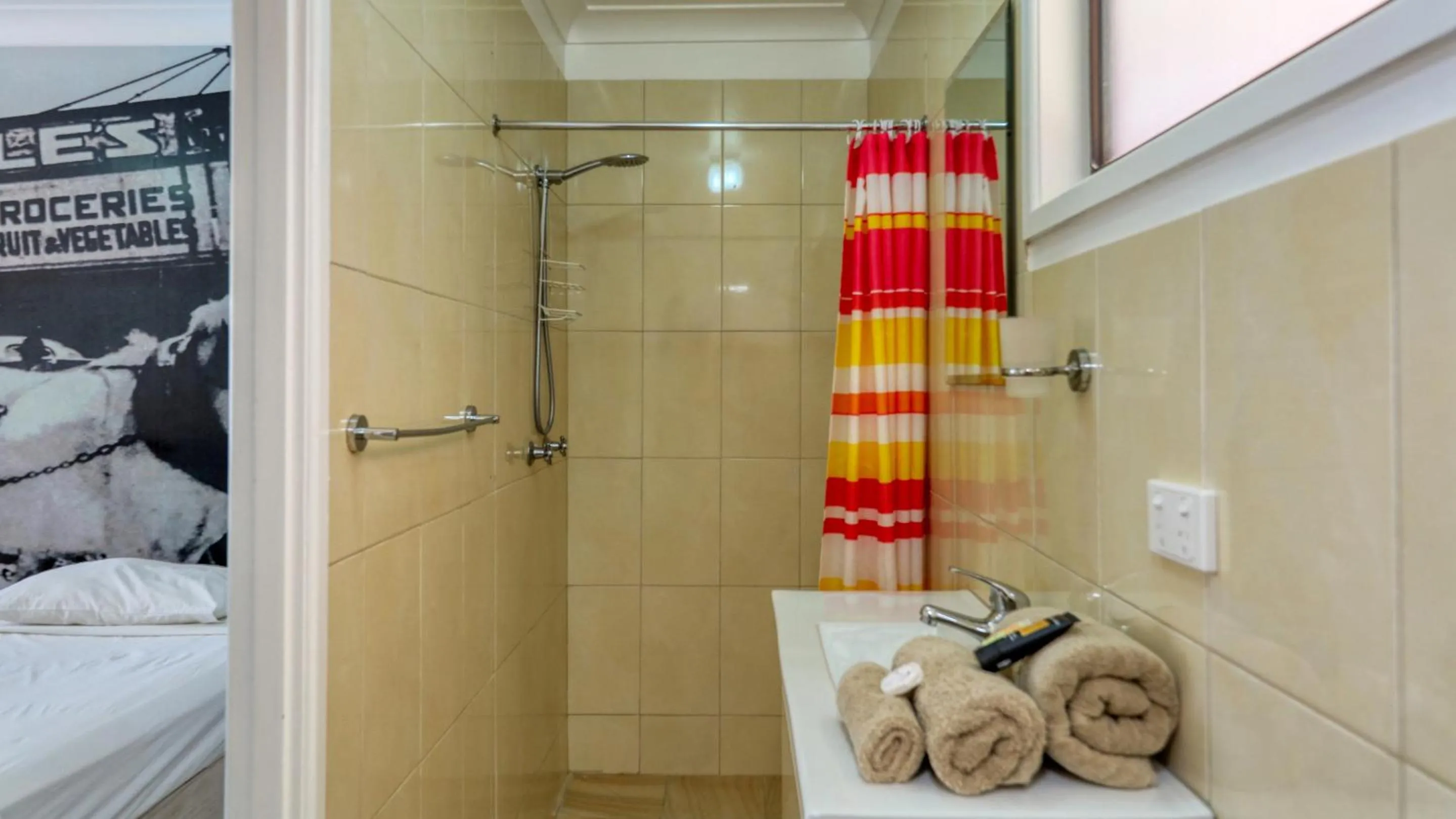 Shower in Hotel Corones