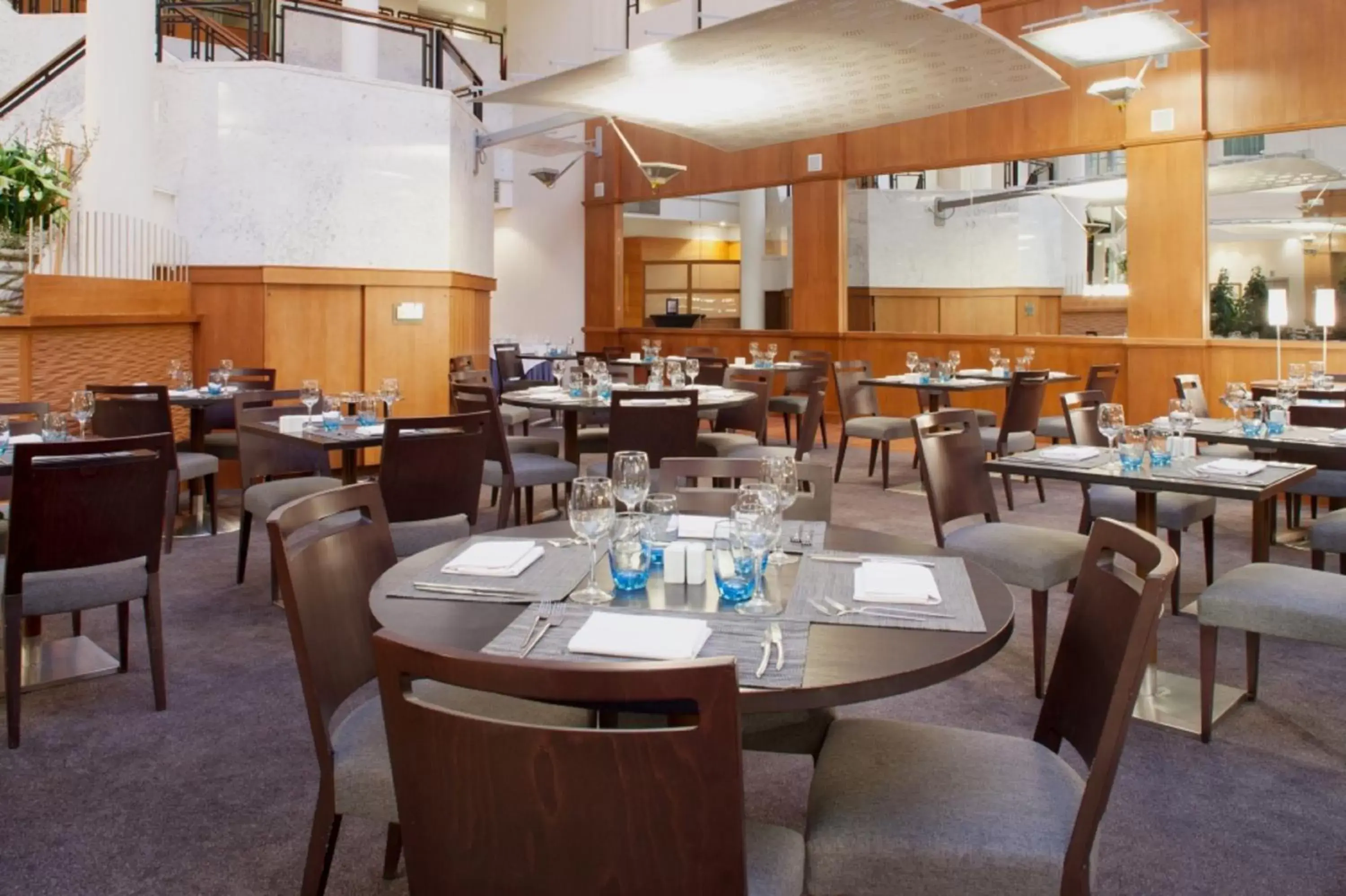 Restaurant/places to eat in Holiday Inn Gent Expo by IHG Restaurant/places to eat in Holiday Inn Gent Expo by IHG