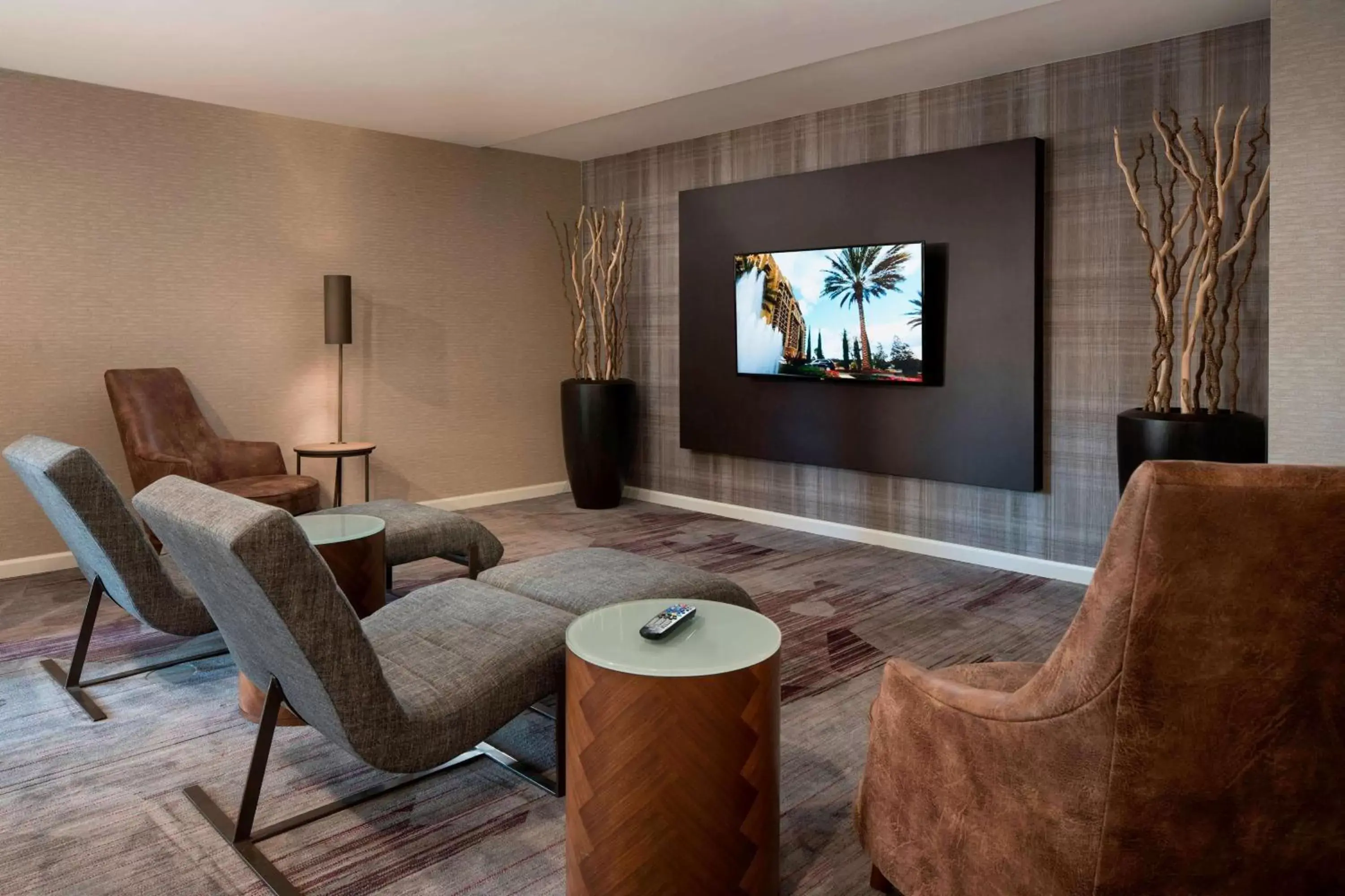 TV and multimedia, Seating Area in Sonesta Select Los Angeles Torrance South Bay