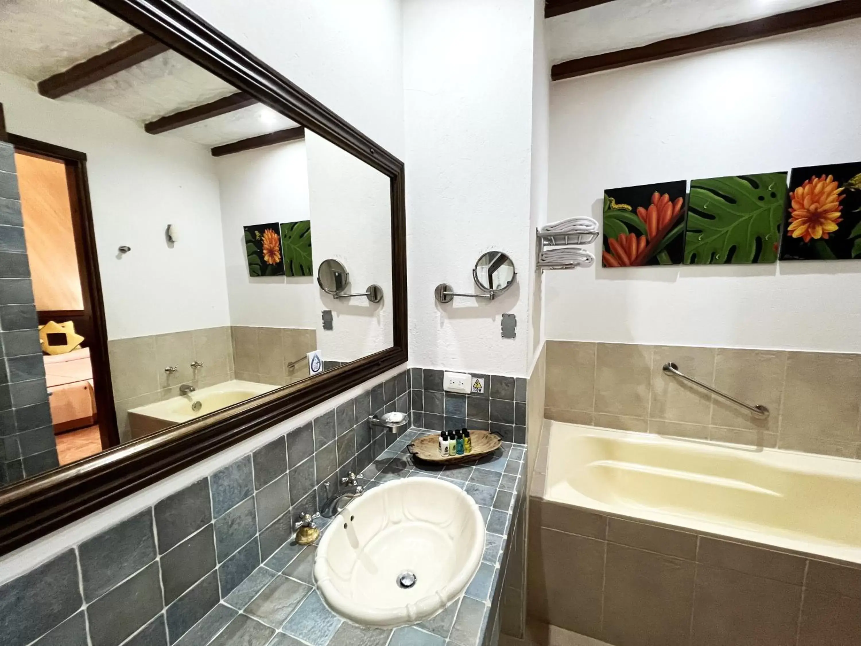 Bathroom in El Campanario Hotel Campestre by Tequendama