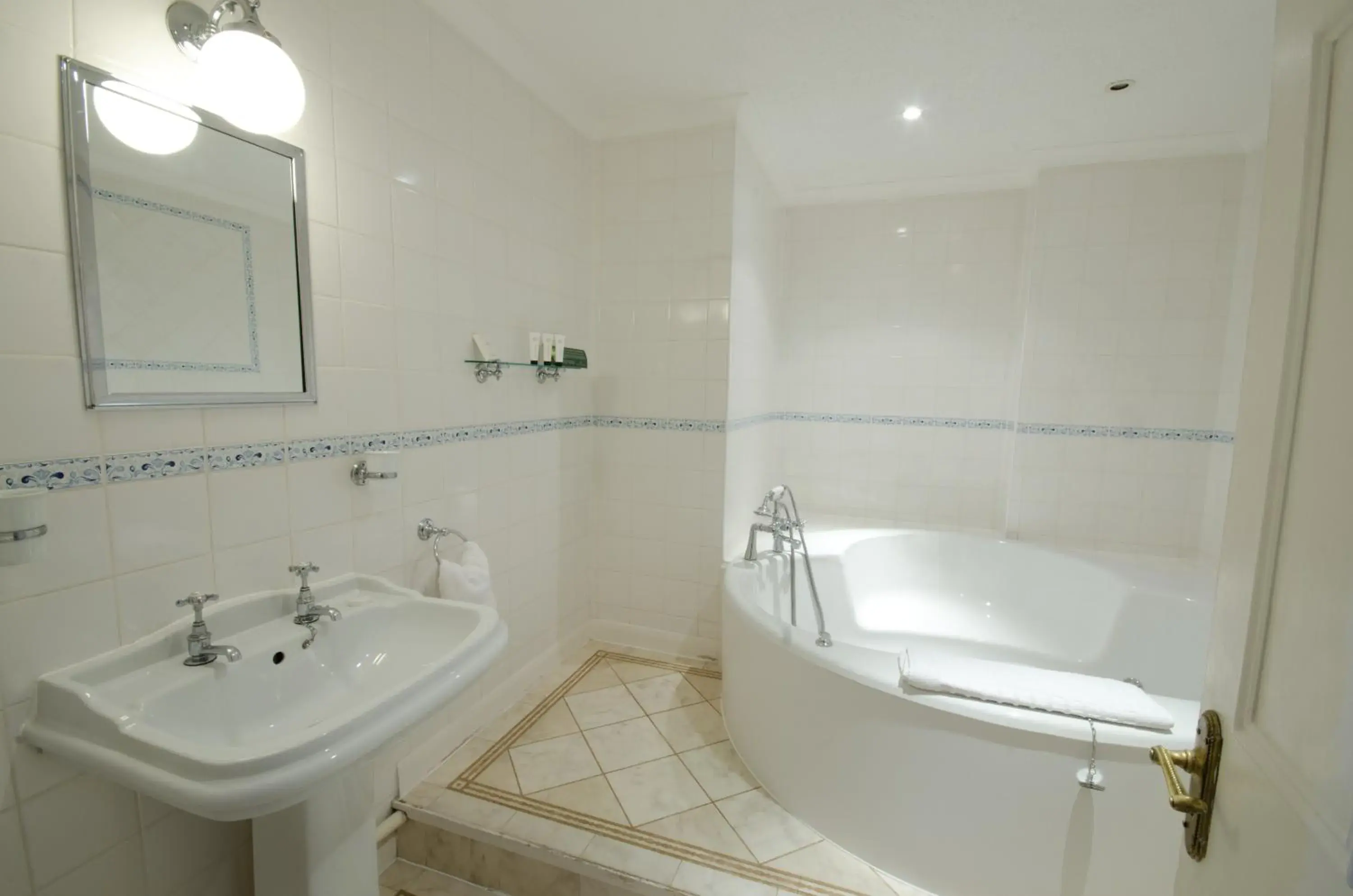 Bathroom in Hatton Court Hotel