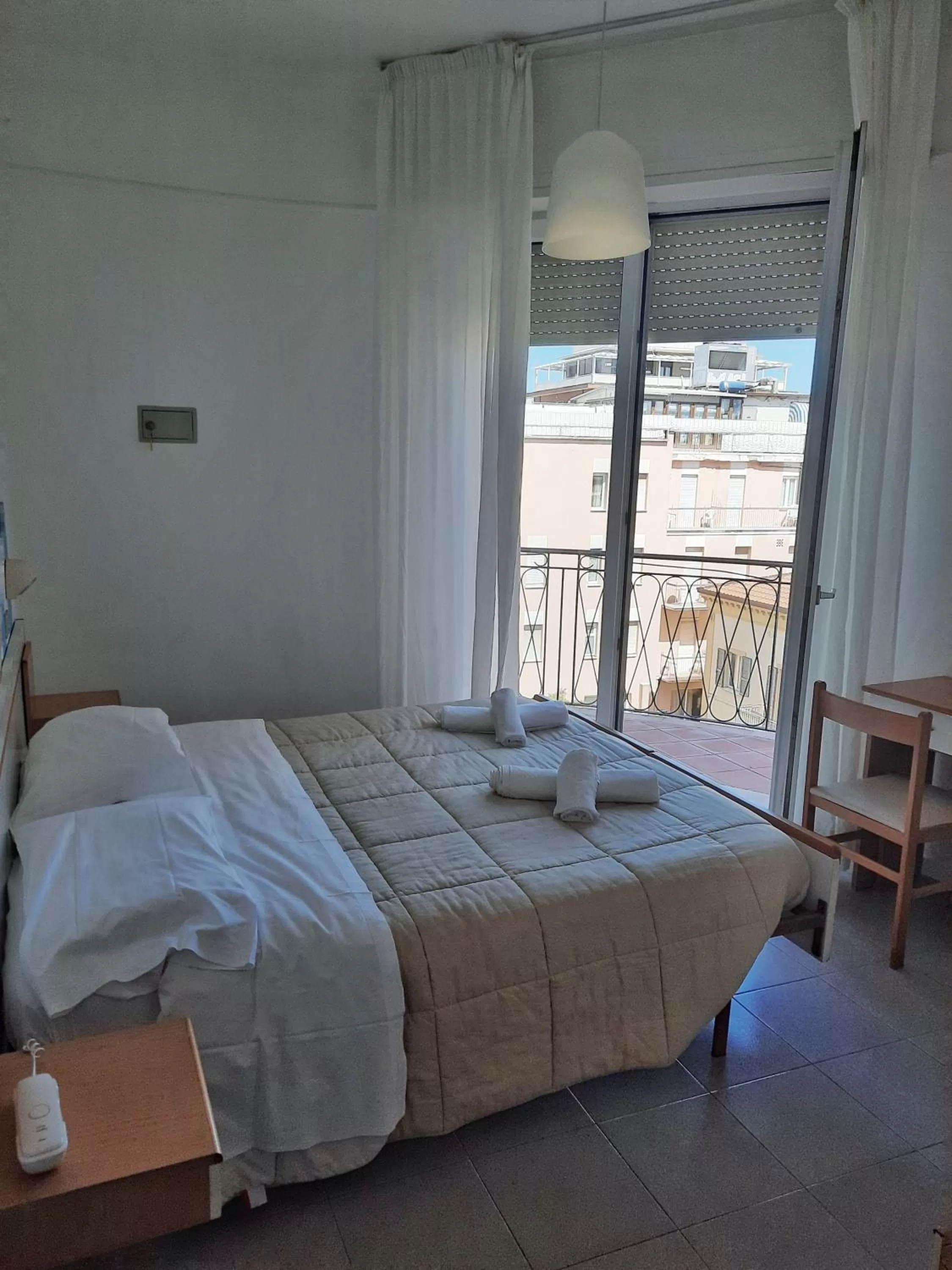 Bed in LA DOLCE VITA