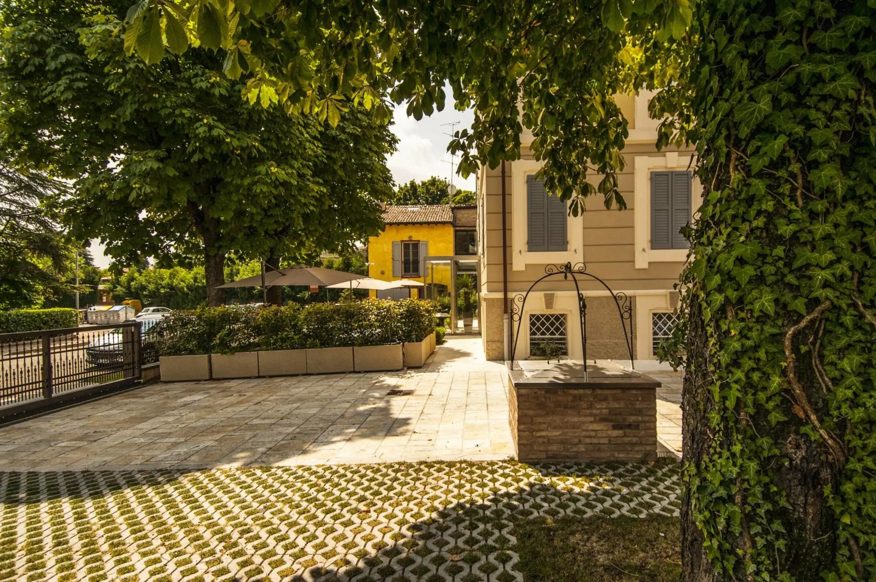 Area and facilities, Property Building in Hotel Villa Maranello