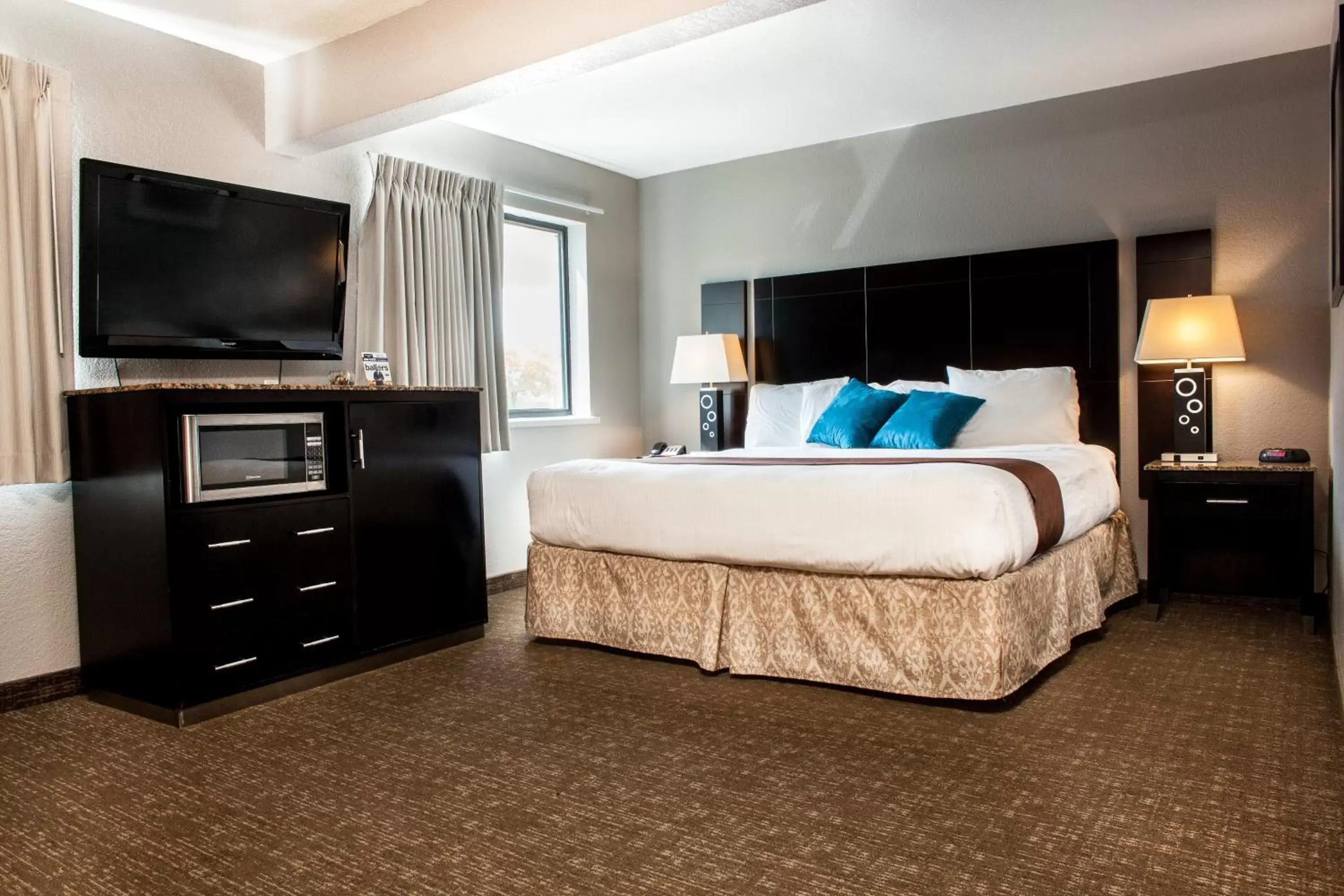 Photo of the whole room, Bed in Heartland Inn Coralville Photo of the whole room, Bed in Heartland Inn Coralville