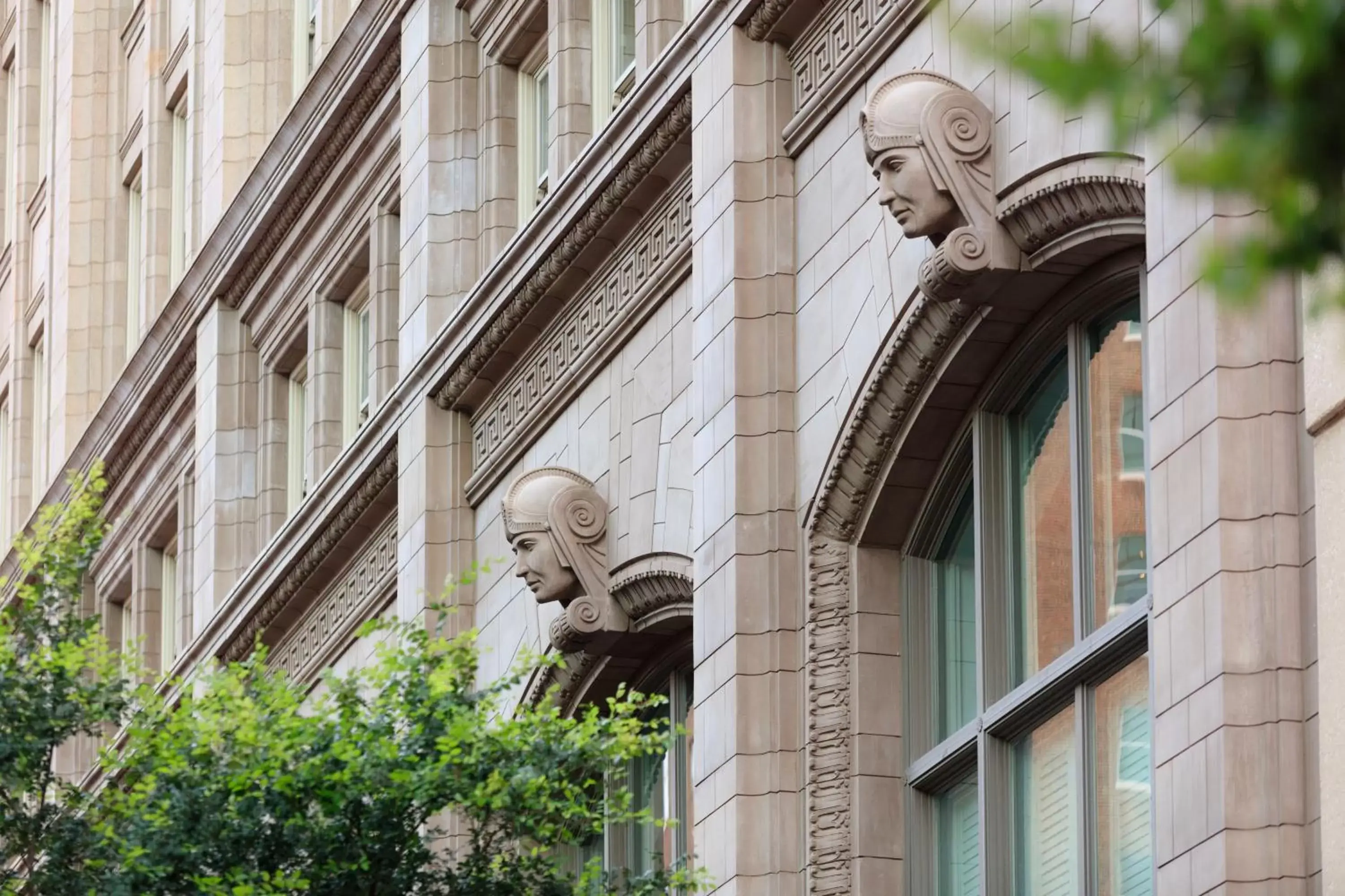 Facade/entrance, Property Building in Kimpton - Harper Hotel, an IHG Hotel