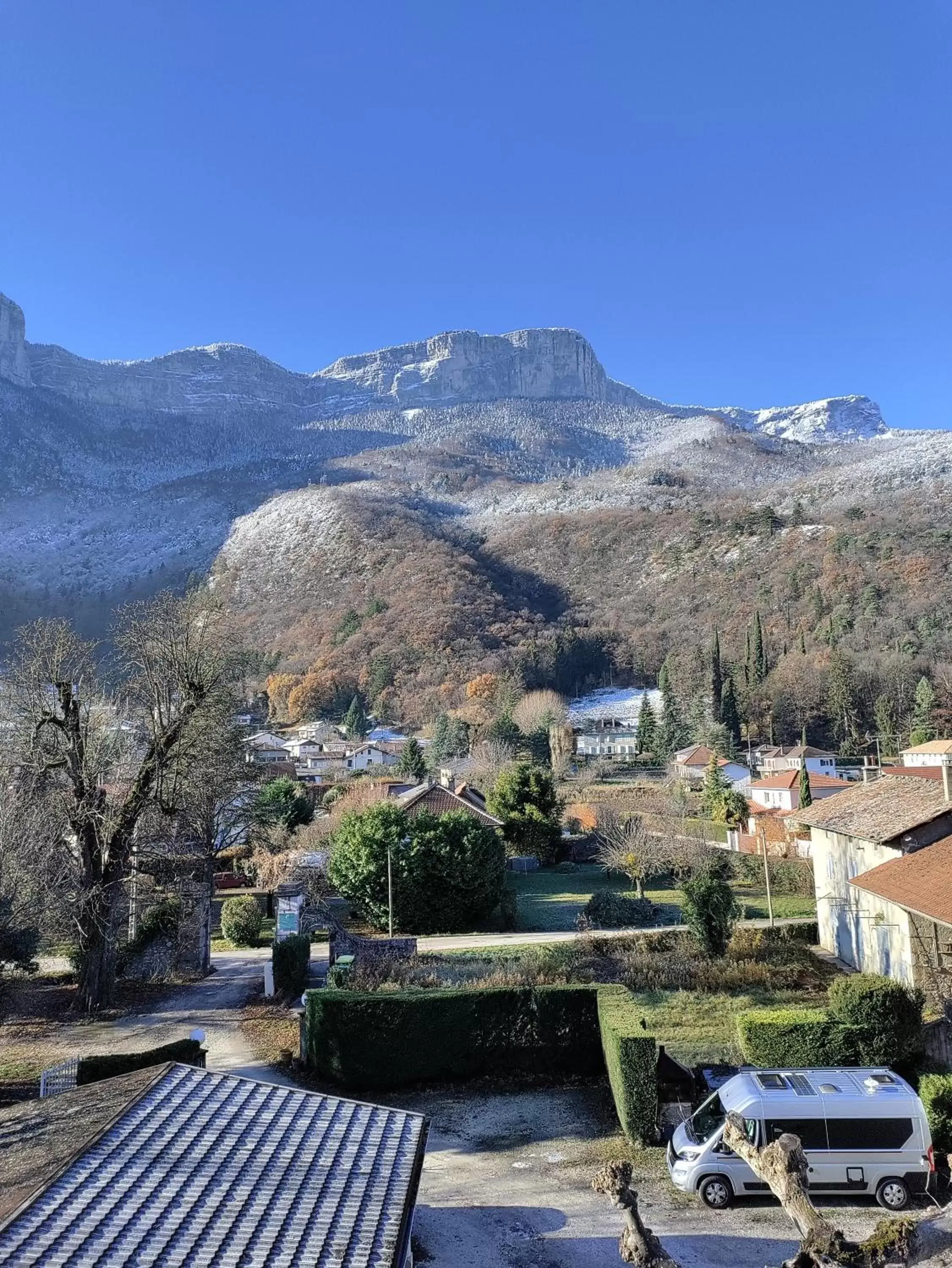 Natural landscape, Mountain View in Domaine Clairfontaine Noyarey - Suites Junior