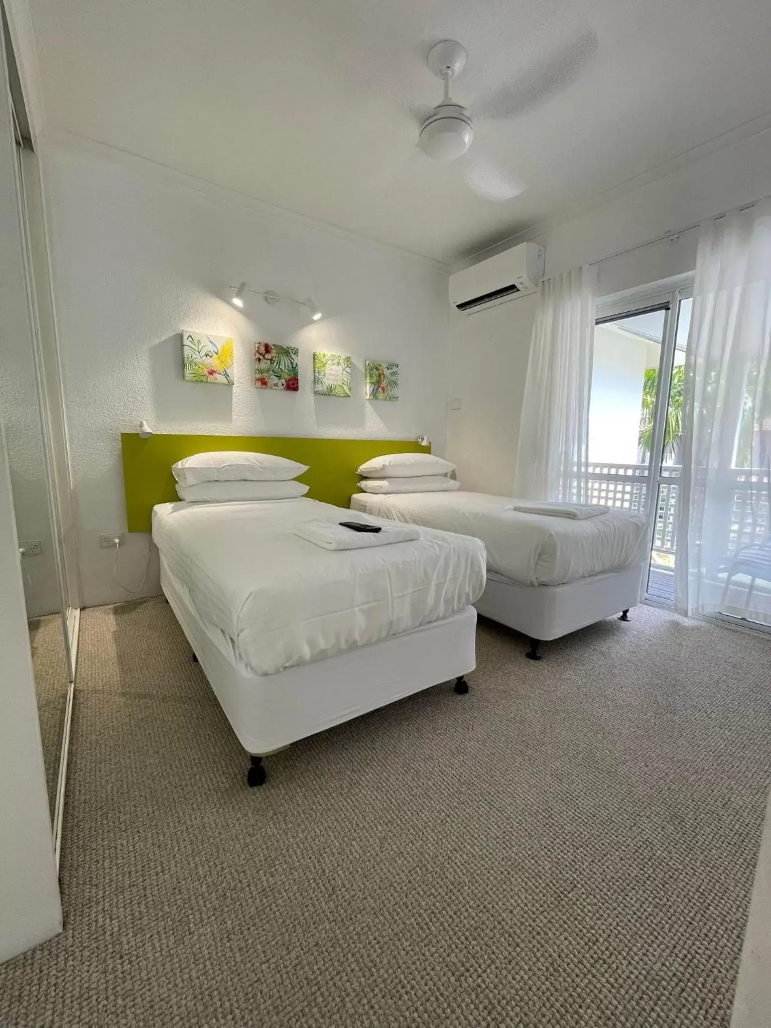 Bedroom, Bed in Reef Resort Villas Port Douglas