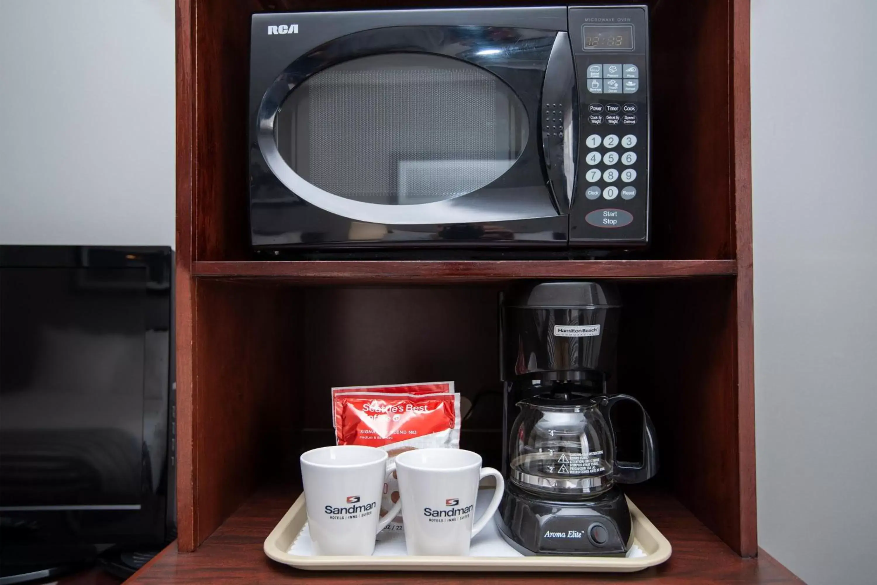 Photo of the whole room in Sandman Inn Kamloops Photo of the whole room in Sandman Inn Kamloops