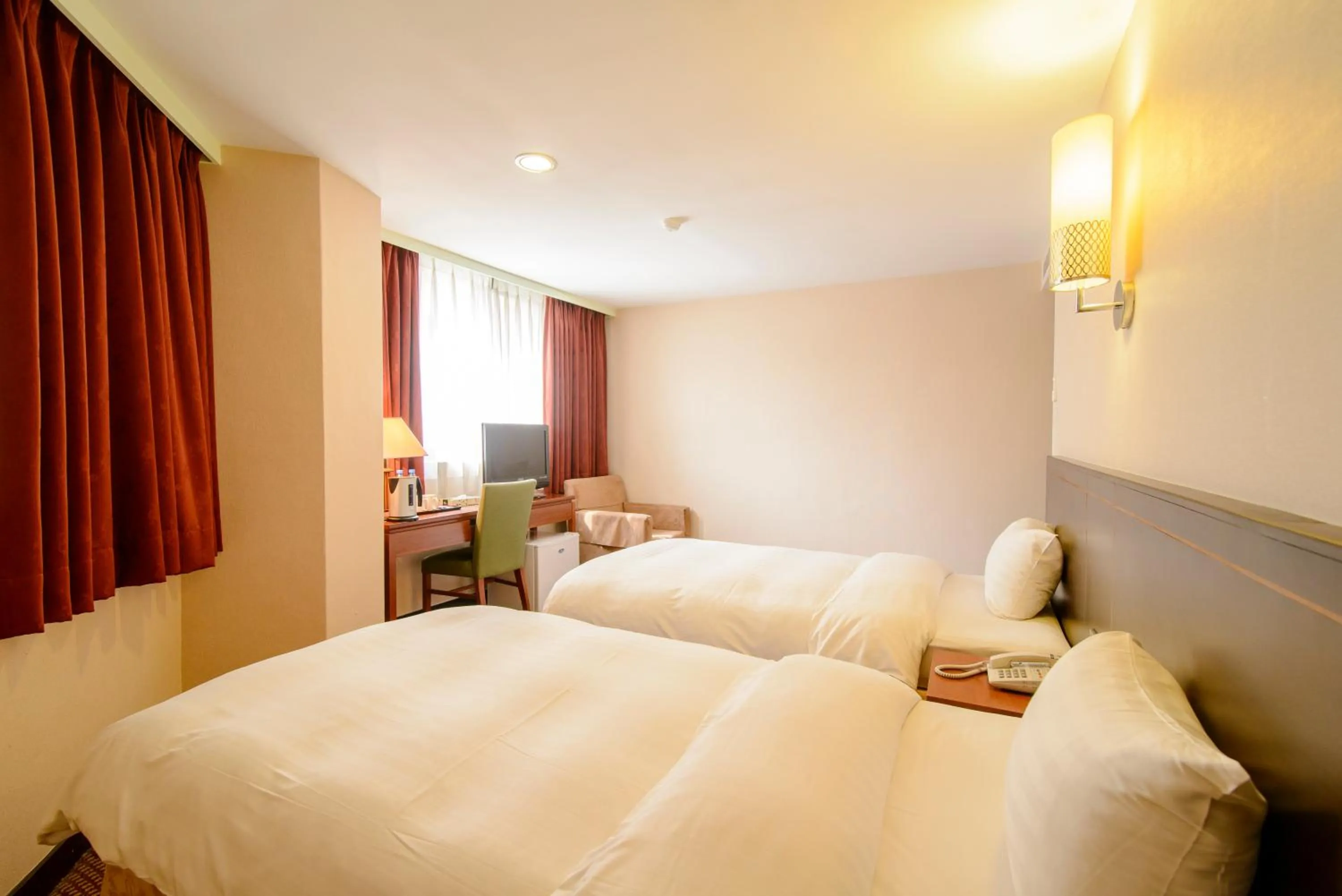 Bed in LA HOTEL- Liuhe Fusing