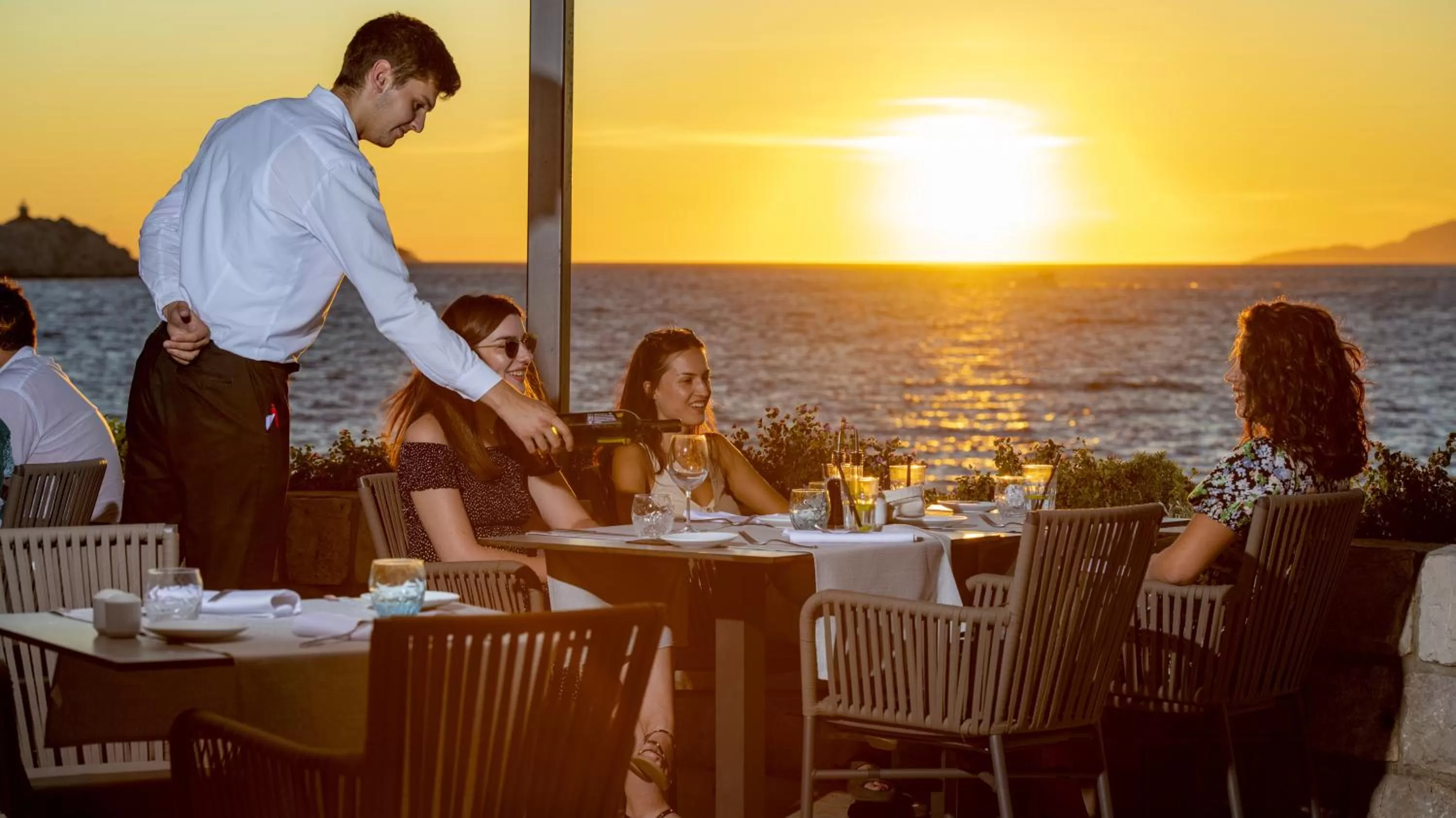 Restaurant/places to eat in Hotel Splendid