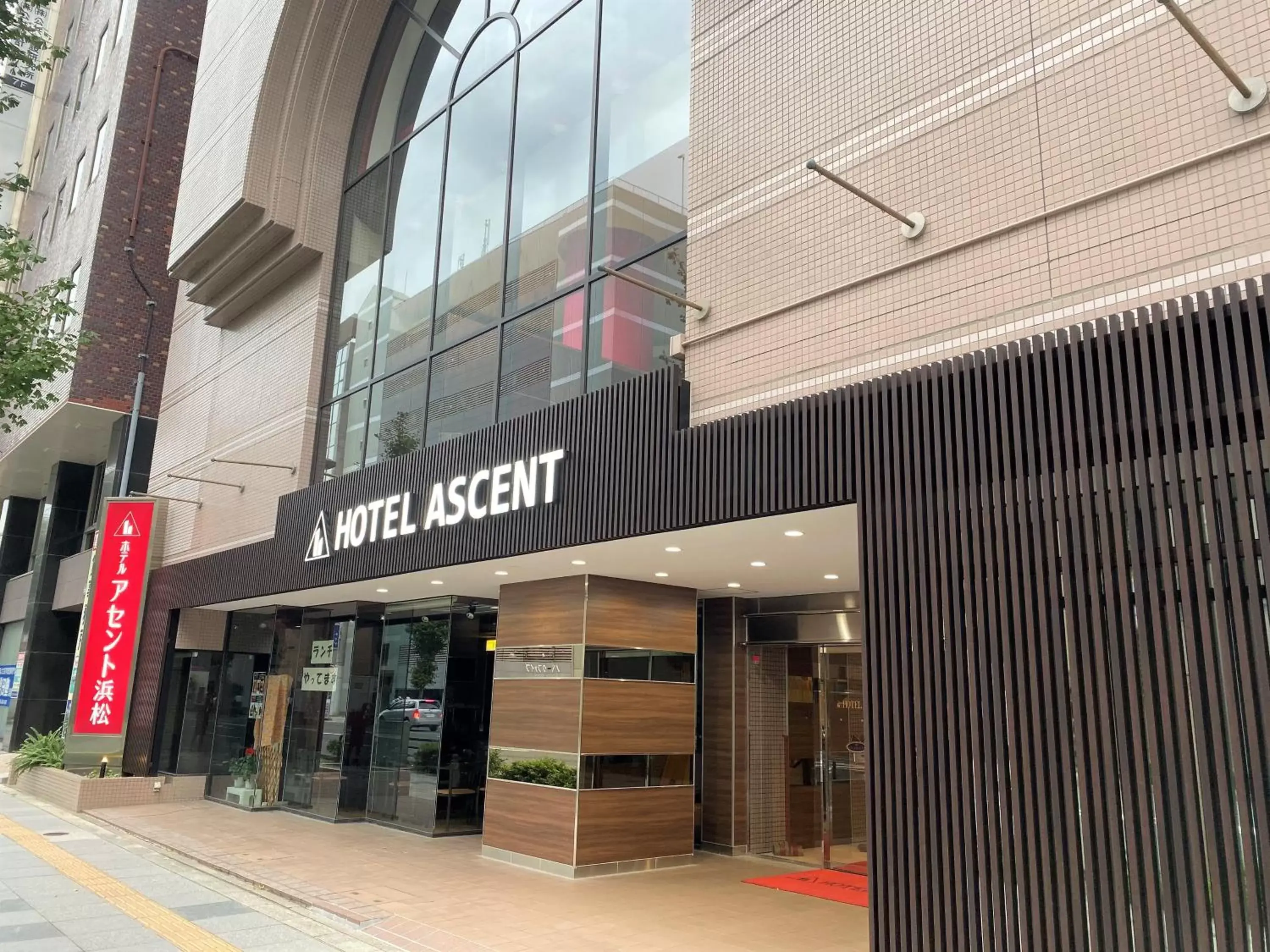 Facade/entrance in Hotel Ascent Hamamatsu