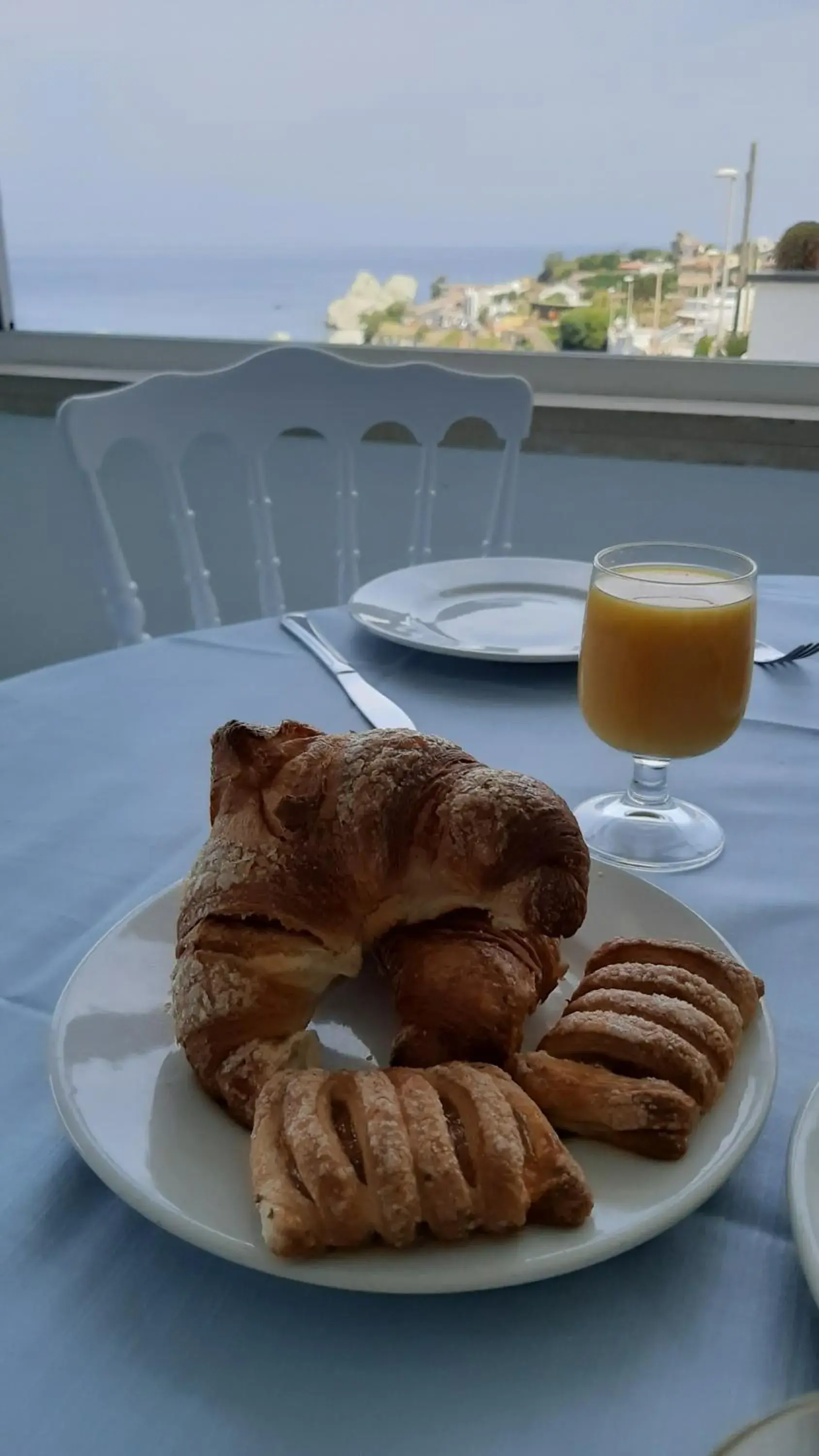 Breakfast in Hotel Albatros