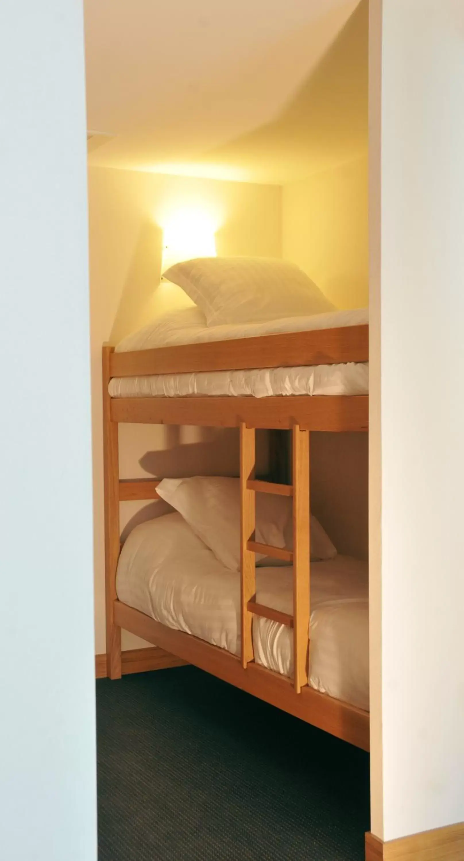 Bunk Bed in Best Western Premier Hôtel du Vieux-Port