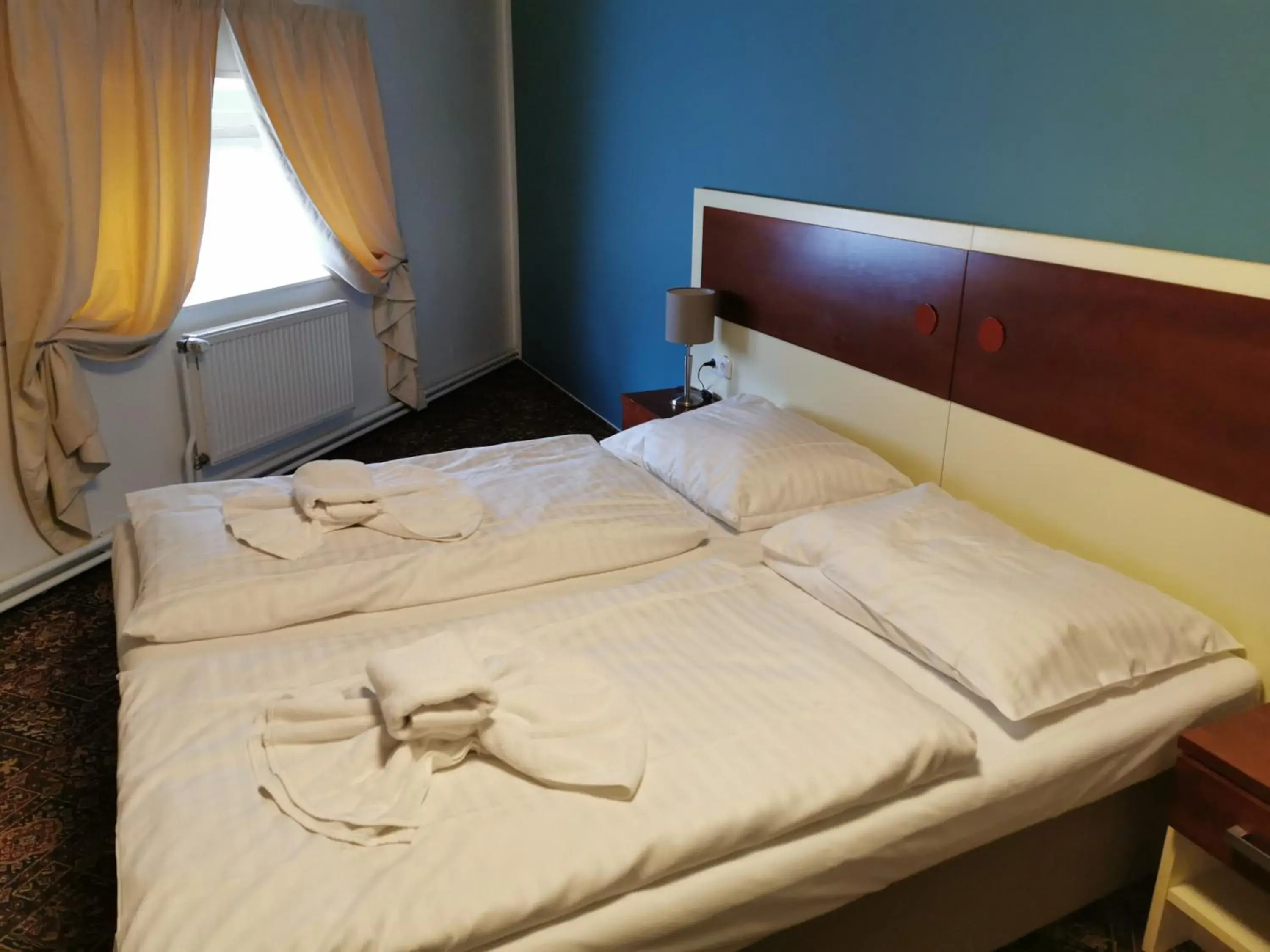 Bedroom, Bed in City-Inn