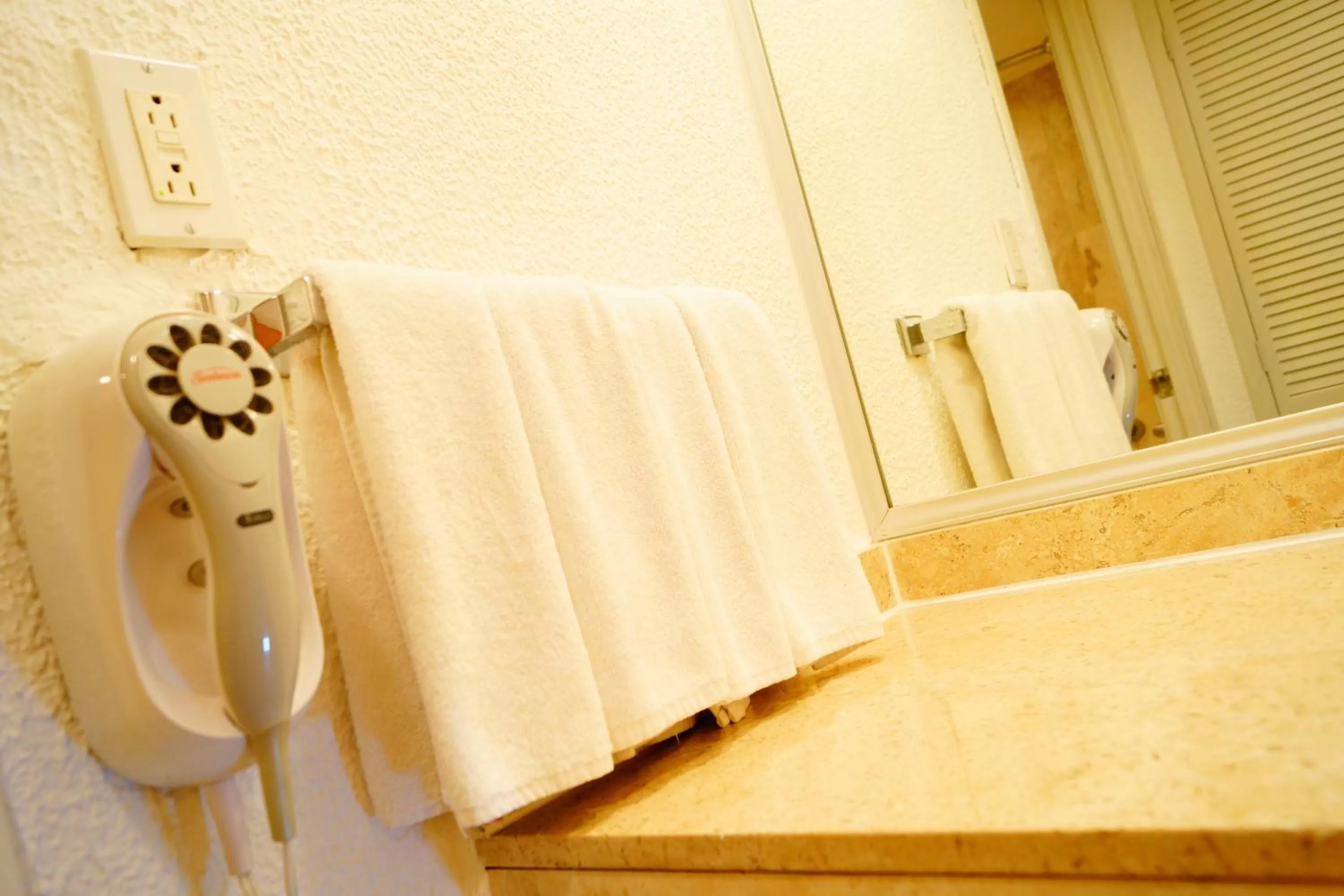 Bathroom in Holiday Inn Resort Acapulco, an IHG Hotel