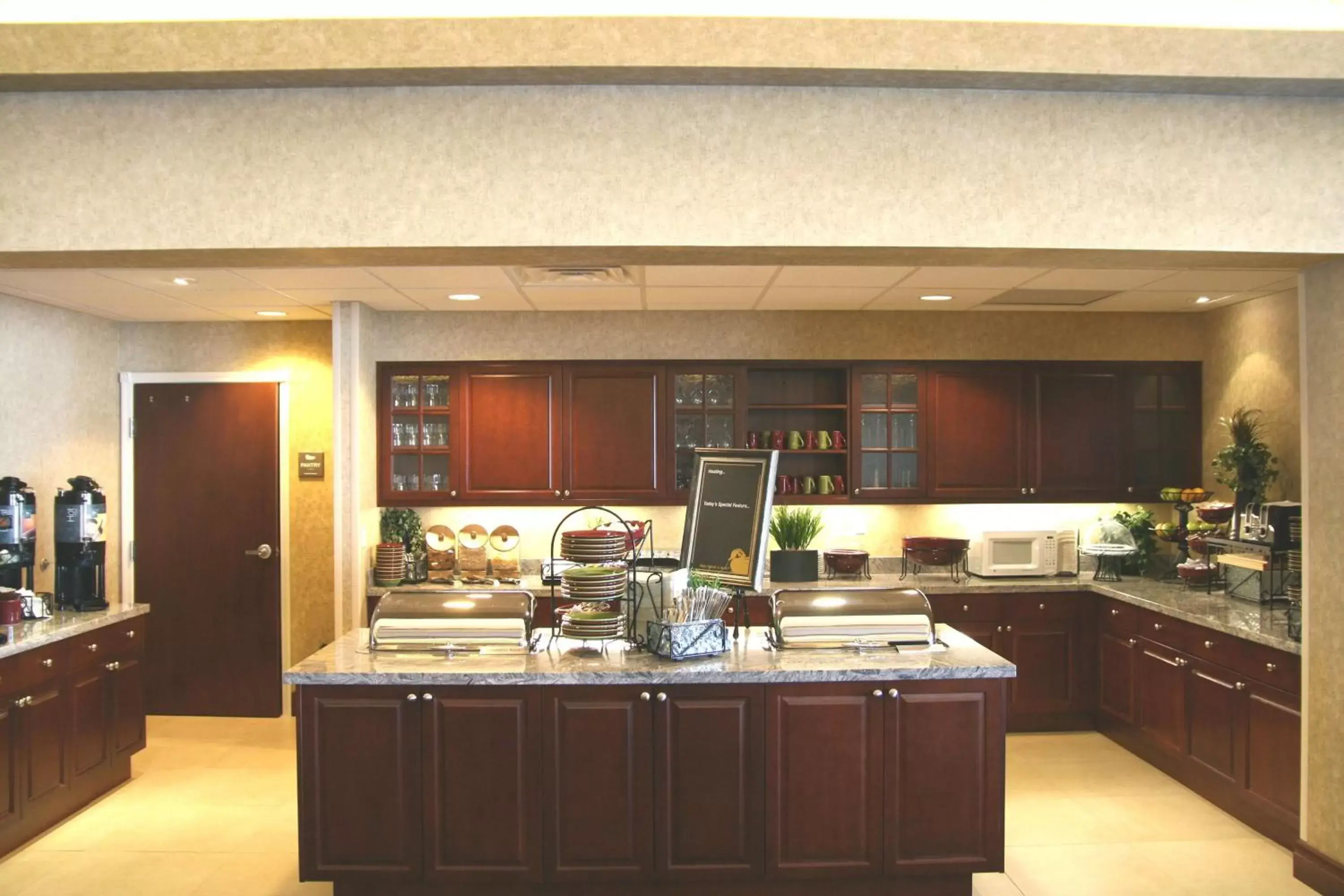 Dining area, Kitchen/Kitchenette in Homewood Suites by Hilton Denver - Littleton