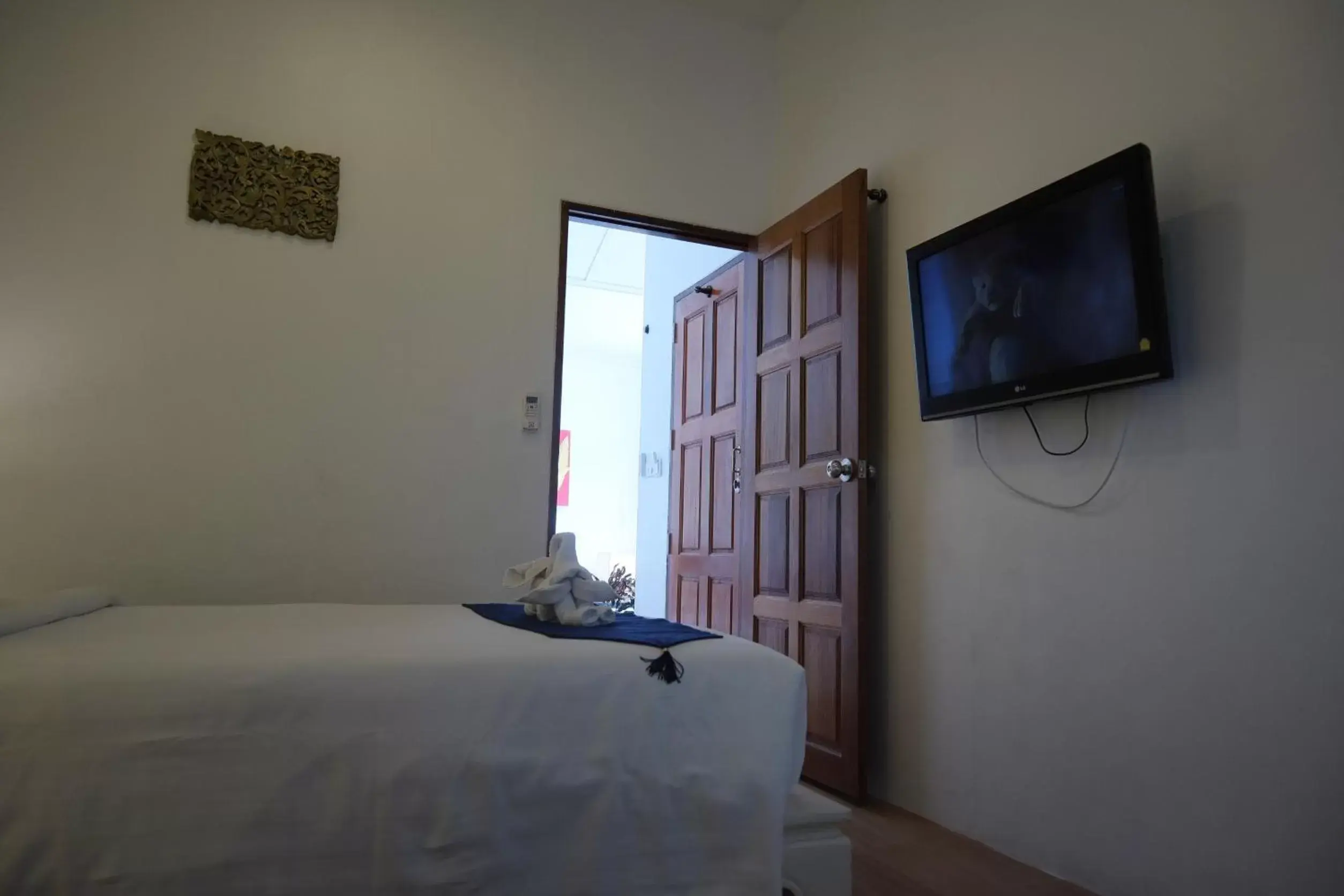 TV and multimedia, Bed in Laksasubha Hua Hin