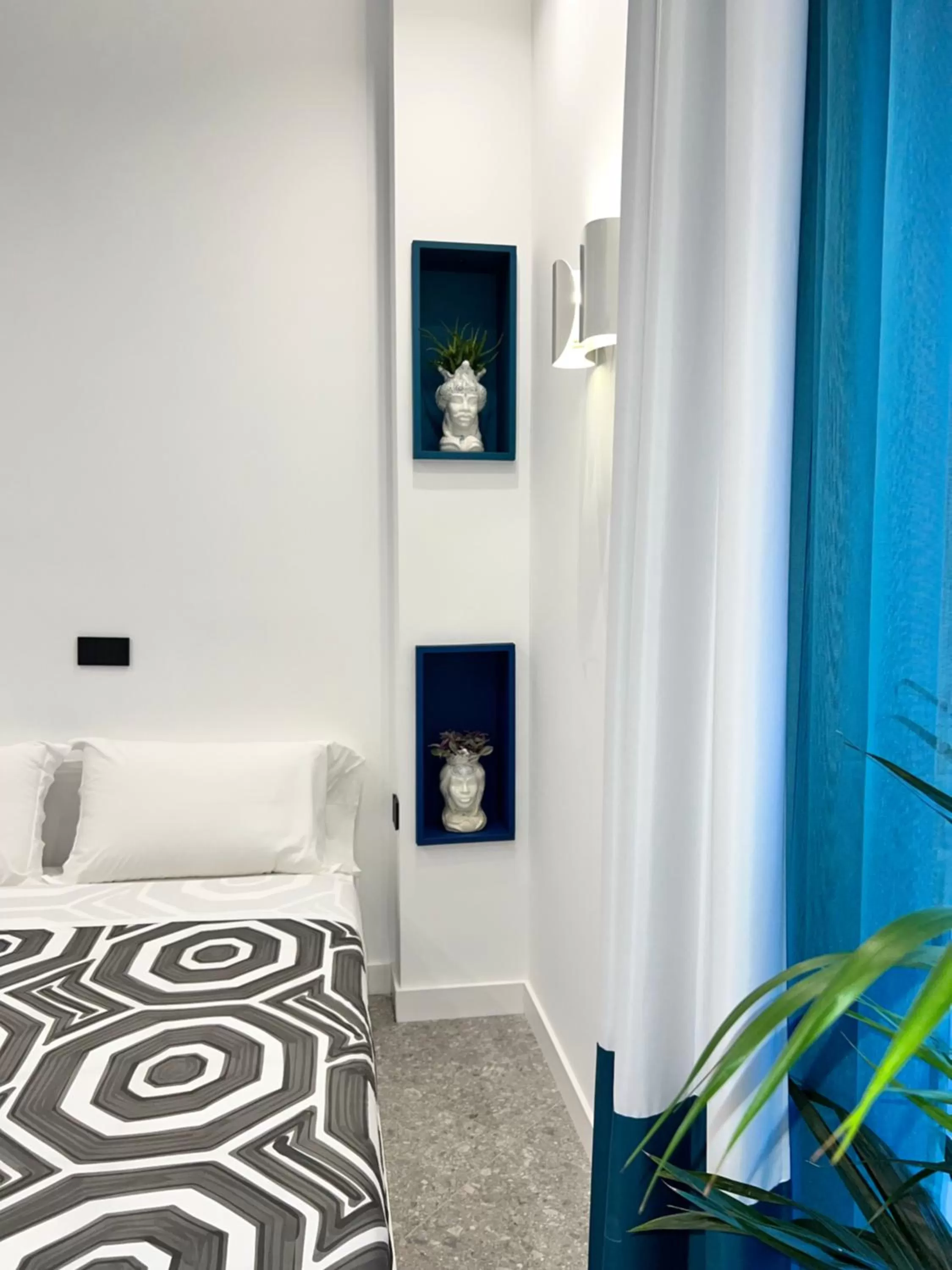 Bed in 1912 Relais - Sorrento Coast