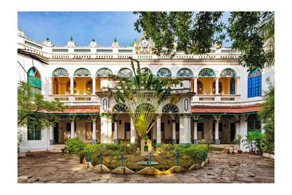 Property Building in Chettinadu Mansion – An Authentic Heritage Palace