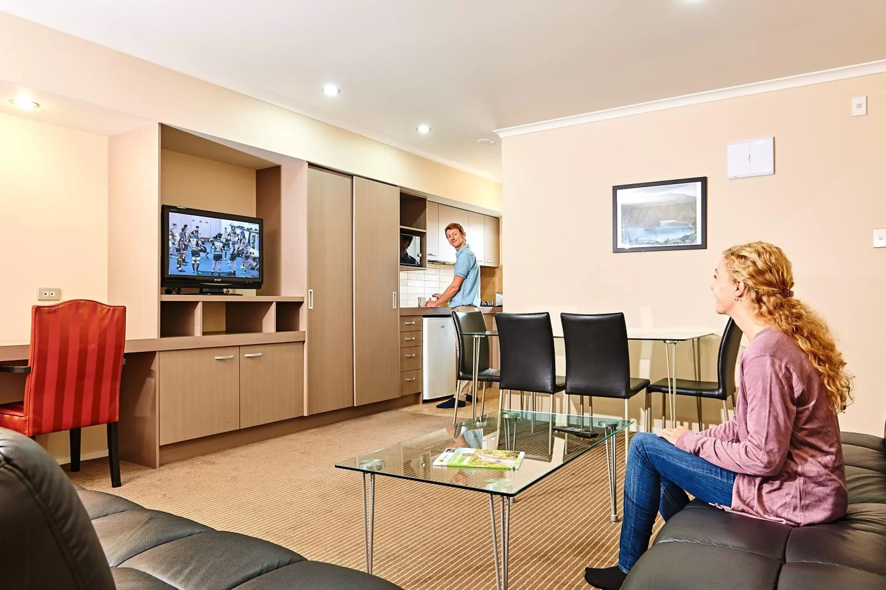 TV and multimedia in Auckland Airport Lodge