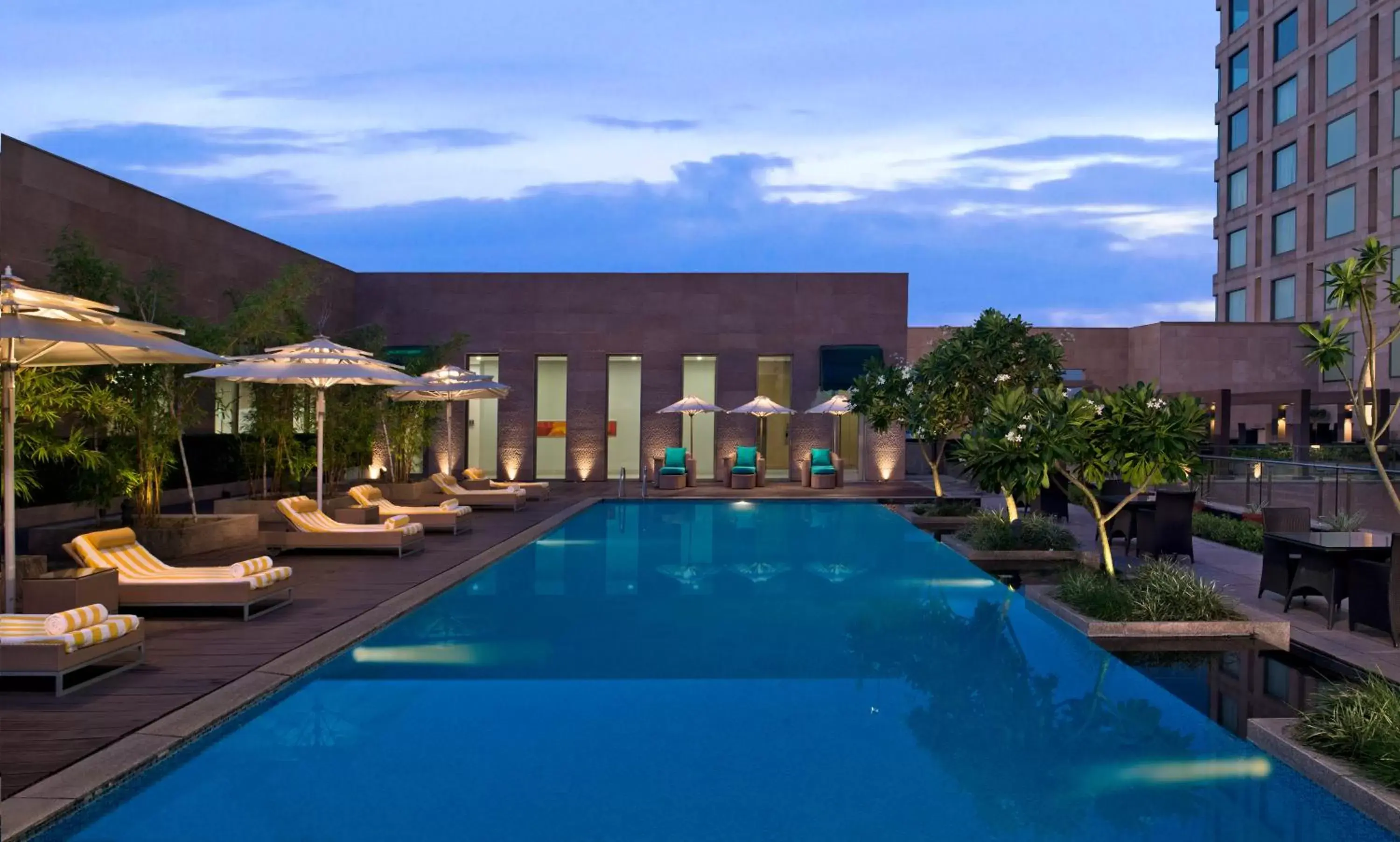 Swimming Pool in Radisson Blu Hotel Amritsar