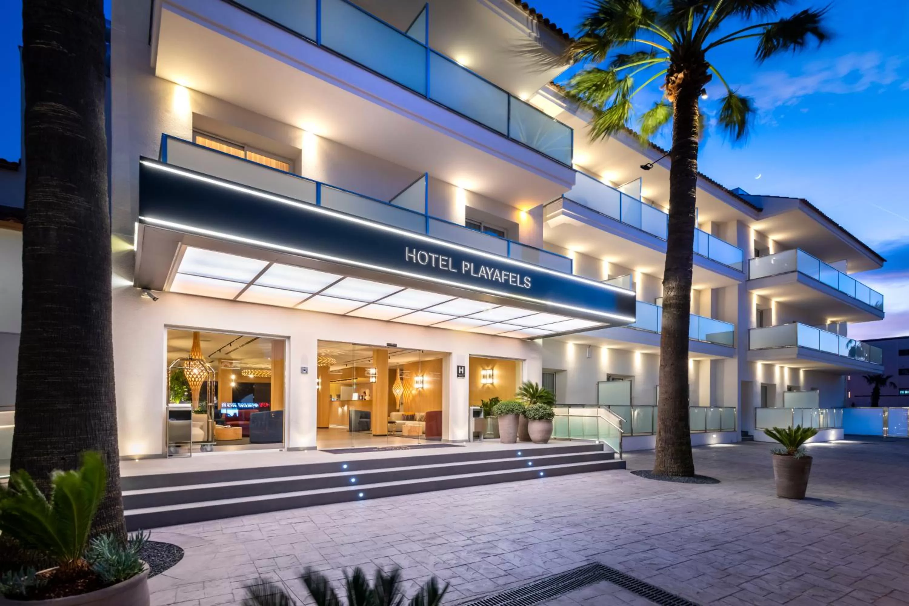 Property building in Hotel Playafels