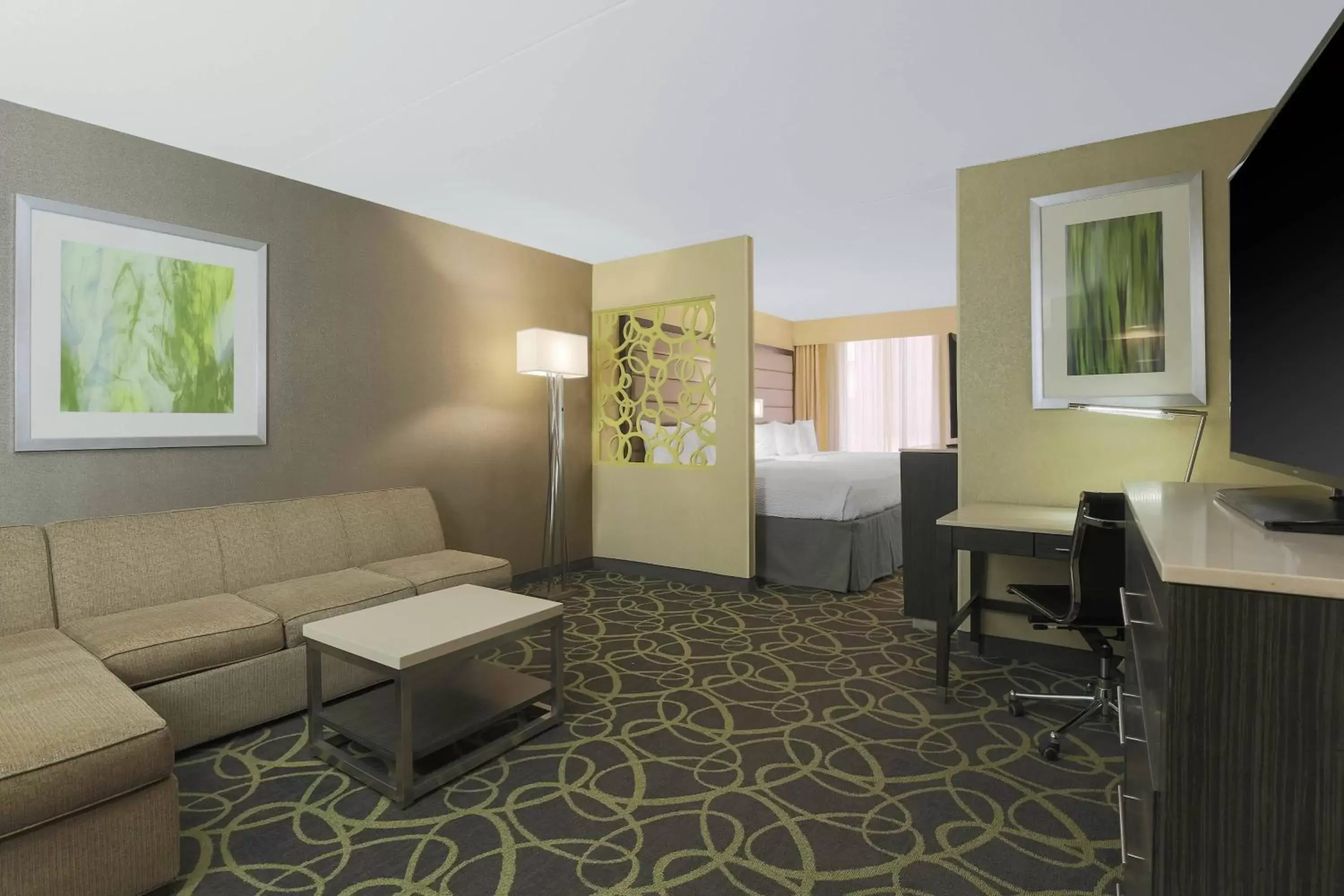 Bedroom, Seating Area in SpringHill Suites by Marriott Oklahoma City Quail Springs