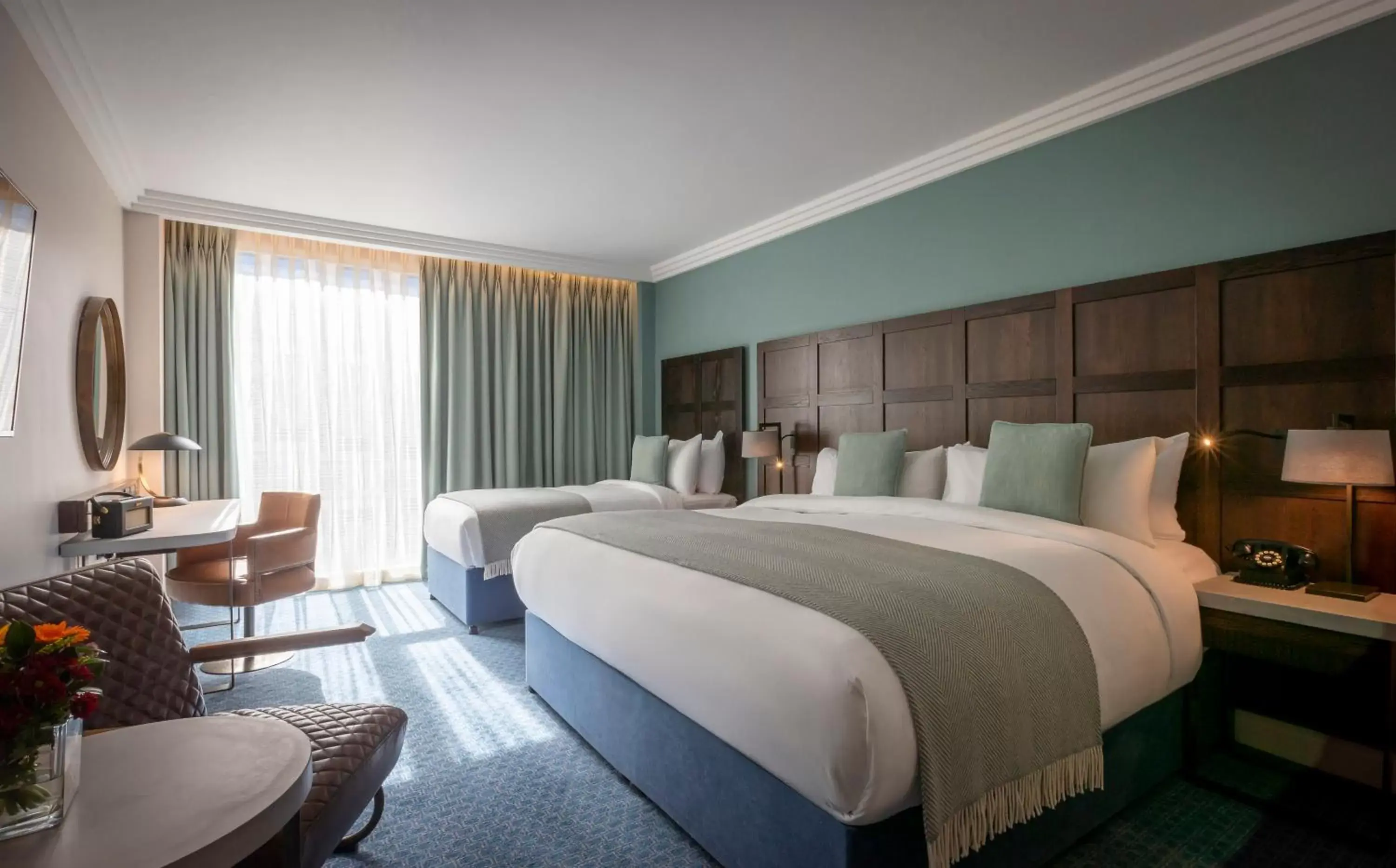 Deluxe Double Single Room in Clayton Hotel Cambridge Deluxe Double Single Room in Clayton Hotel Cambridge