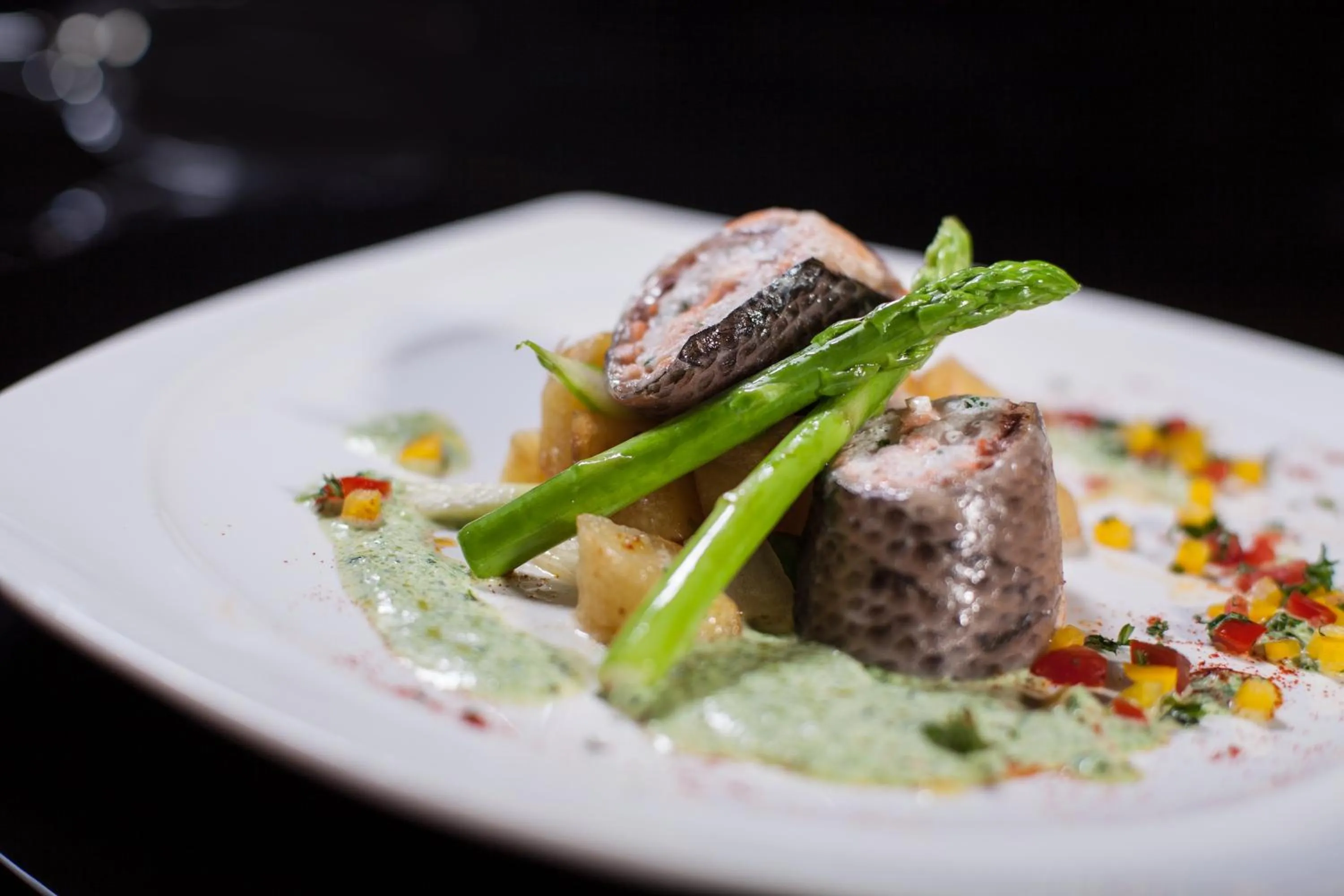 Restaurant/places to eat in Holiday Inn Foshan Nanhai Central by IHG