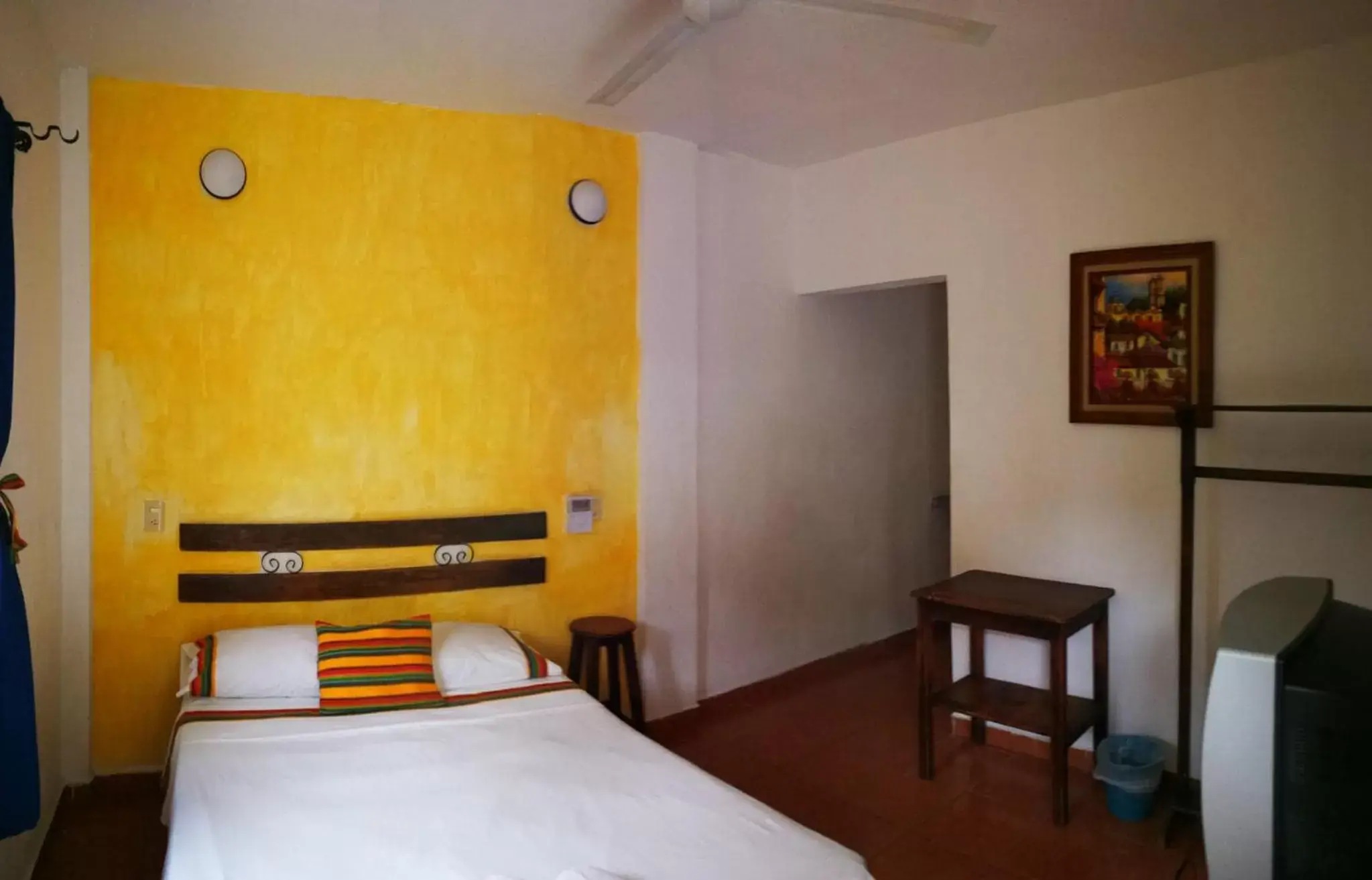Bed in Hotel Casa Zoque Colonial