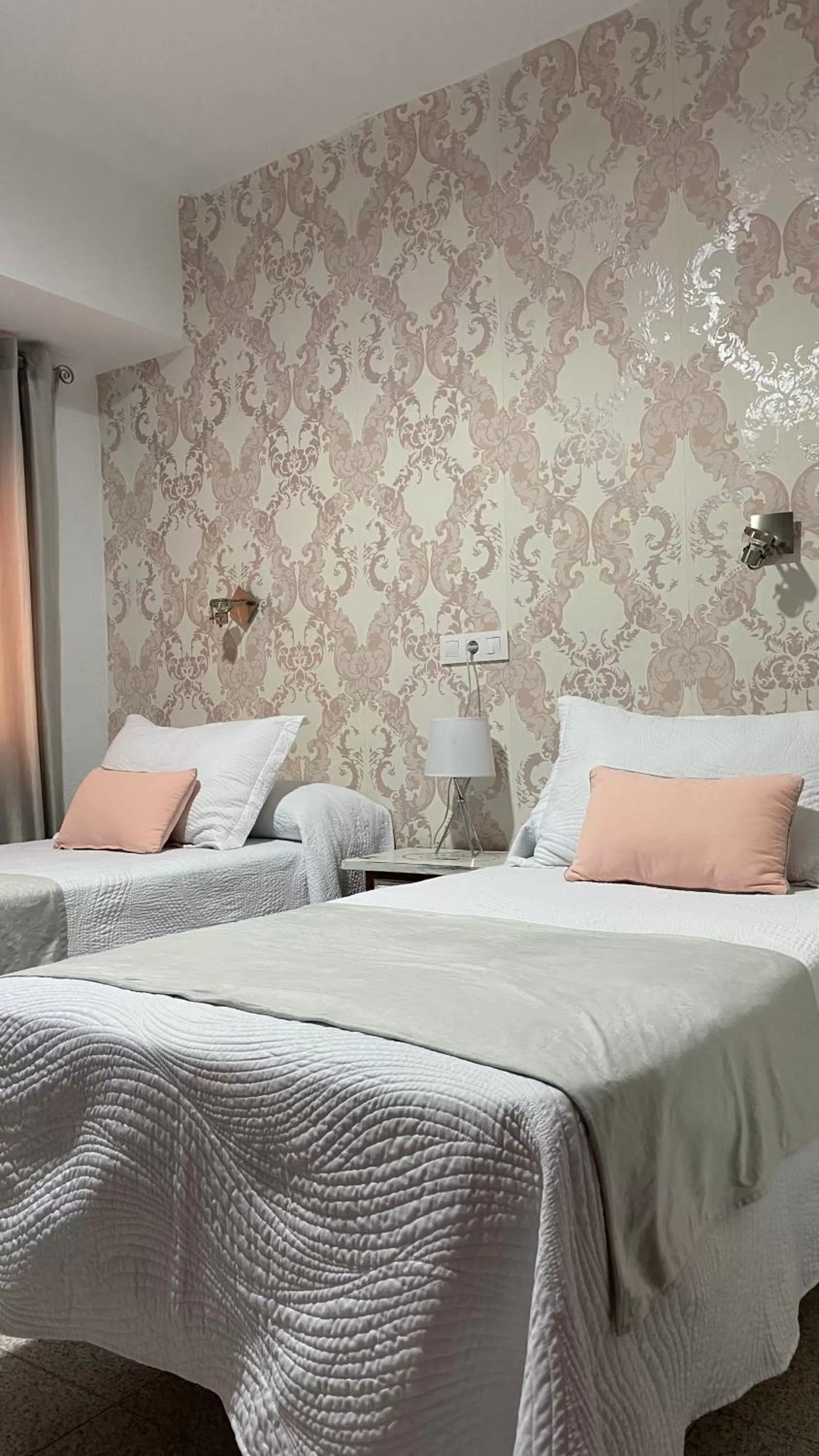 Bedroom, Bed in Rincón Extremeño