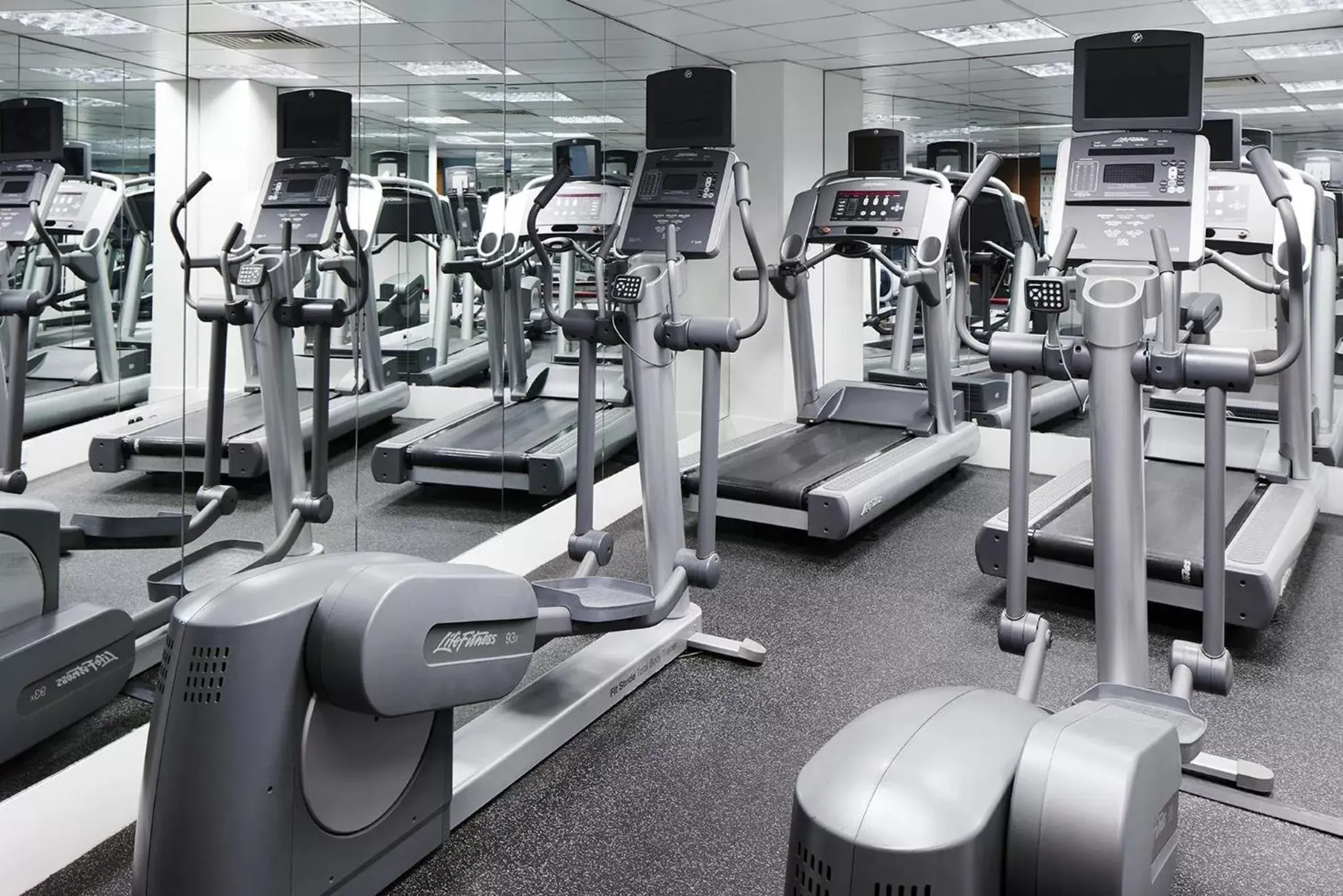 Fitness centre/facilities, Fitness Center/Facilities in Club Quarters Hotel London City, London