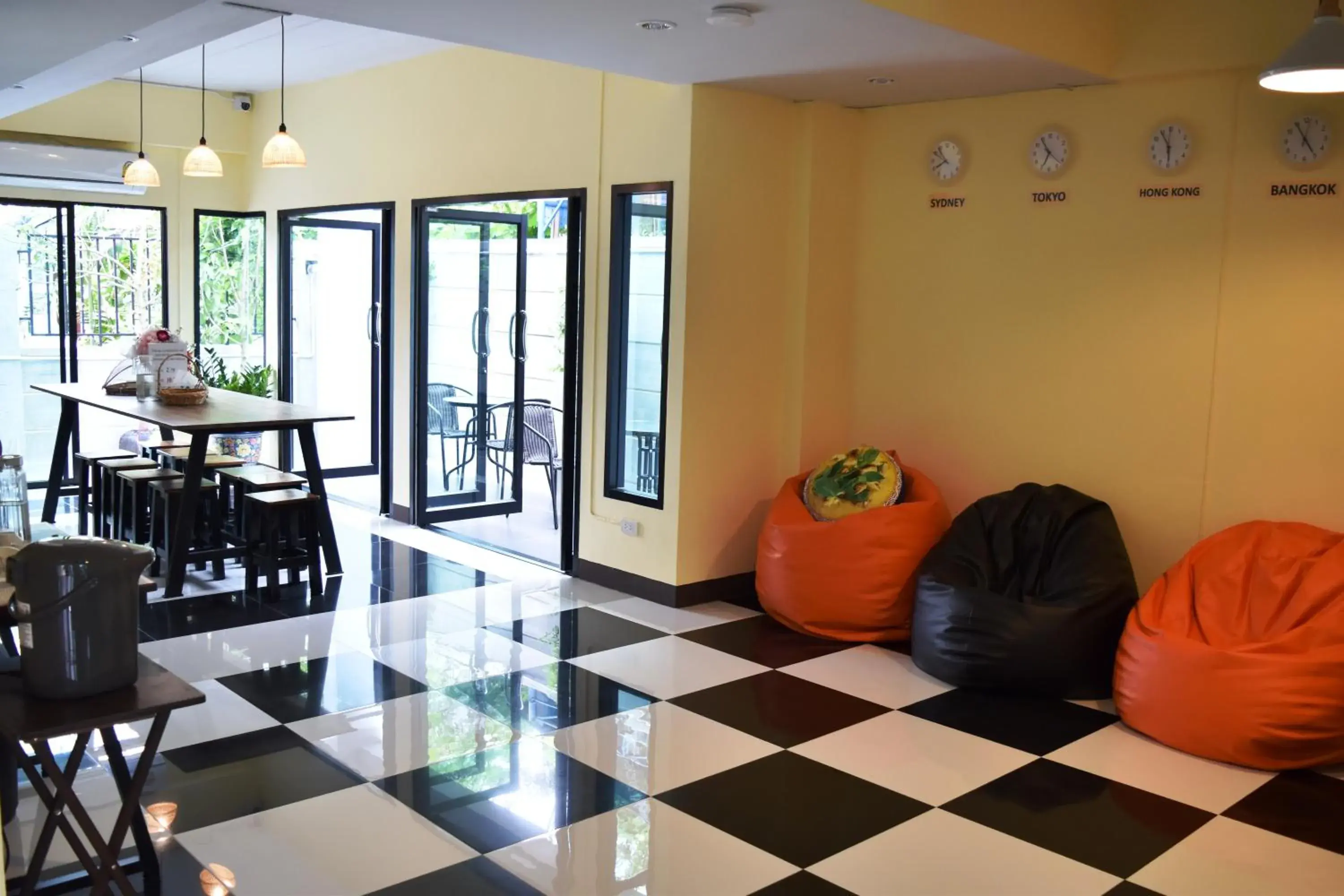 Communal lounge/ TV room, Lounge/Bar in Hide Bangkok Hostel