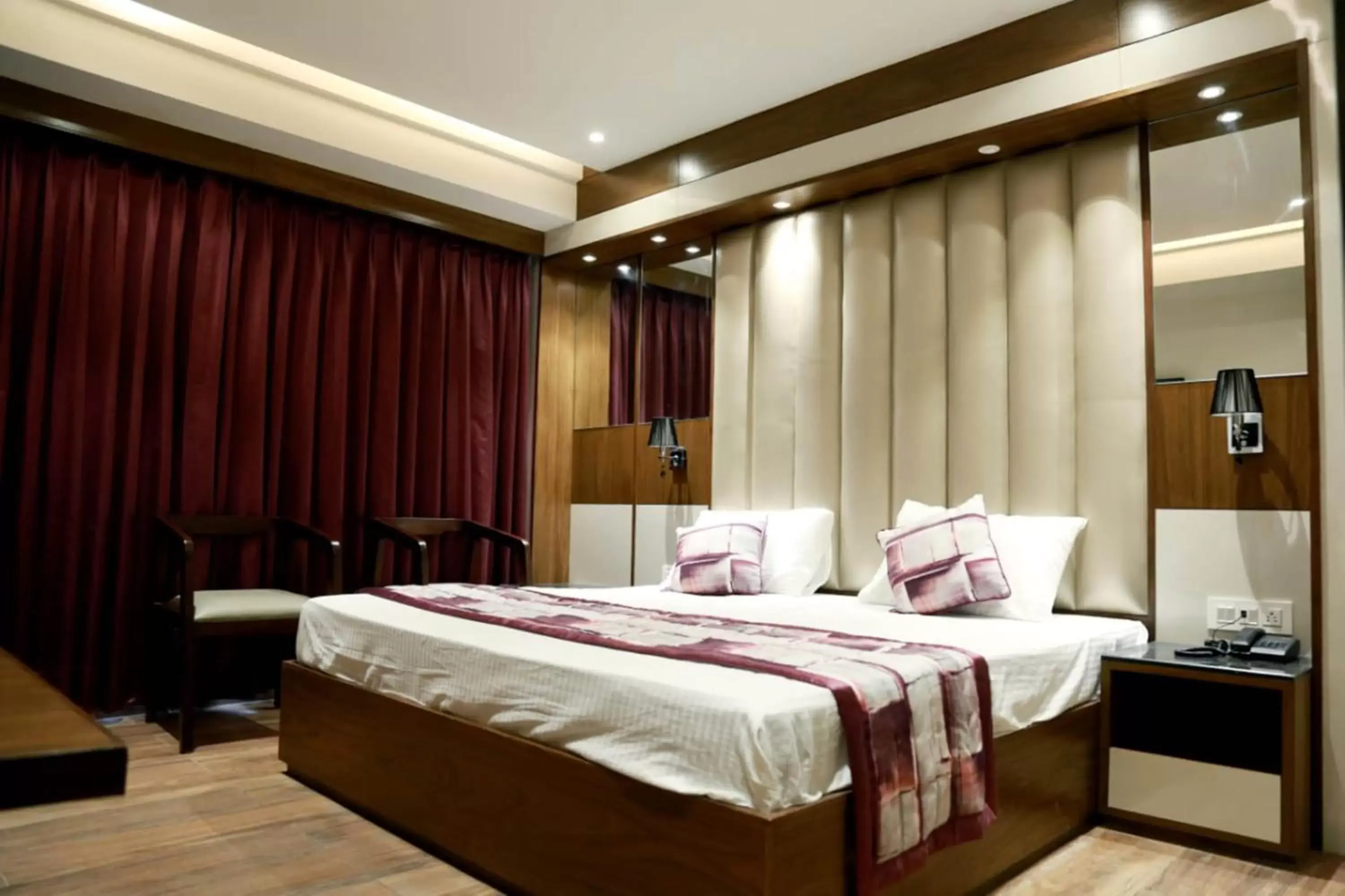Bedroom, Bed in Mahaveer Shimla By Royal Collection Hotels Bedroom, Bed in Mahaveer Shimla By Royal Collection Hotels