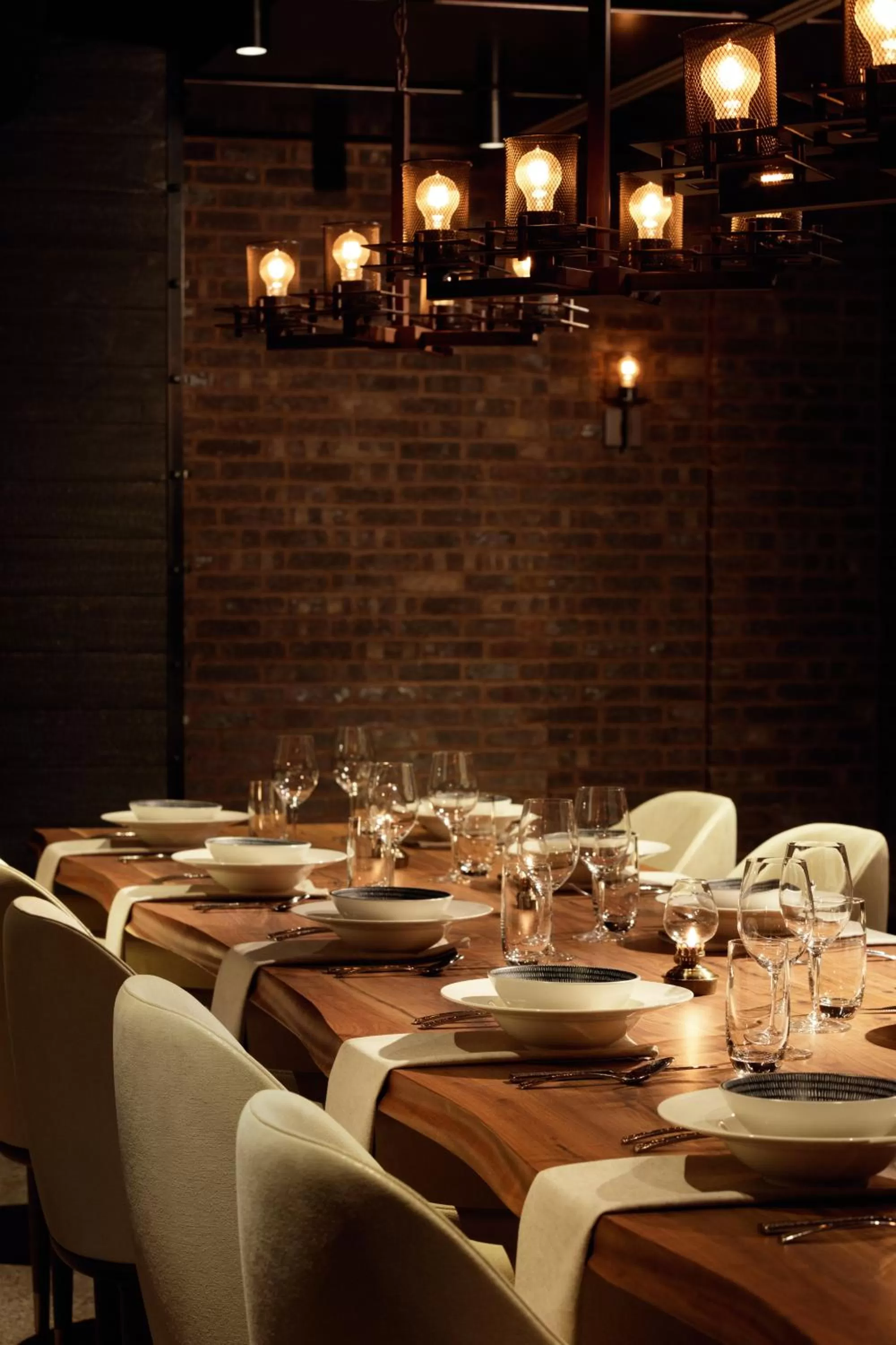 Restaurant/places to eat in Kimpton Hotel Arras by IHG