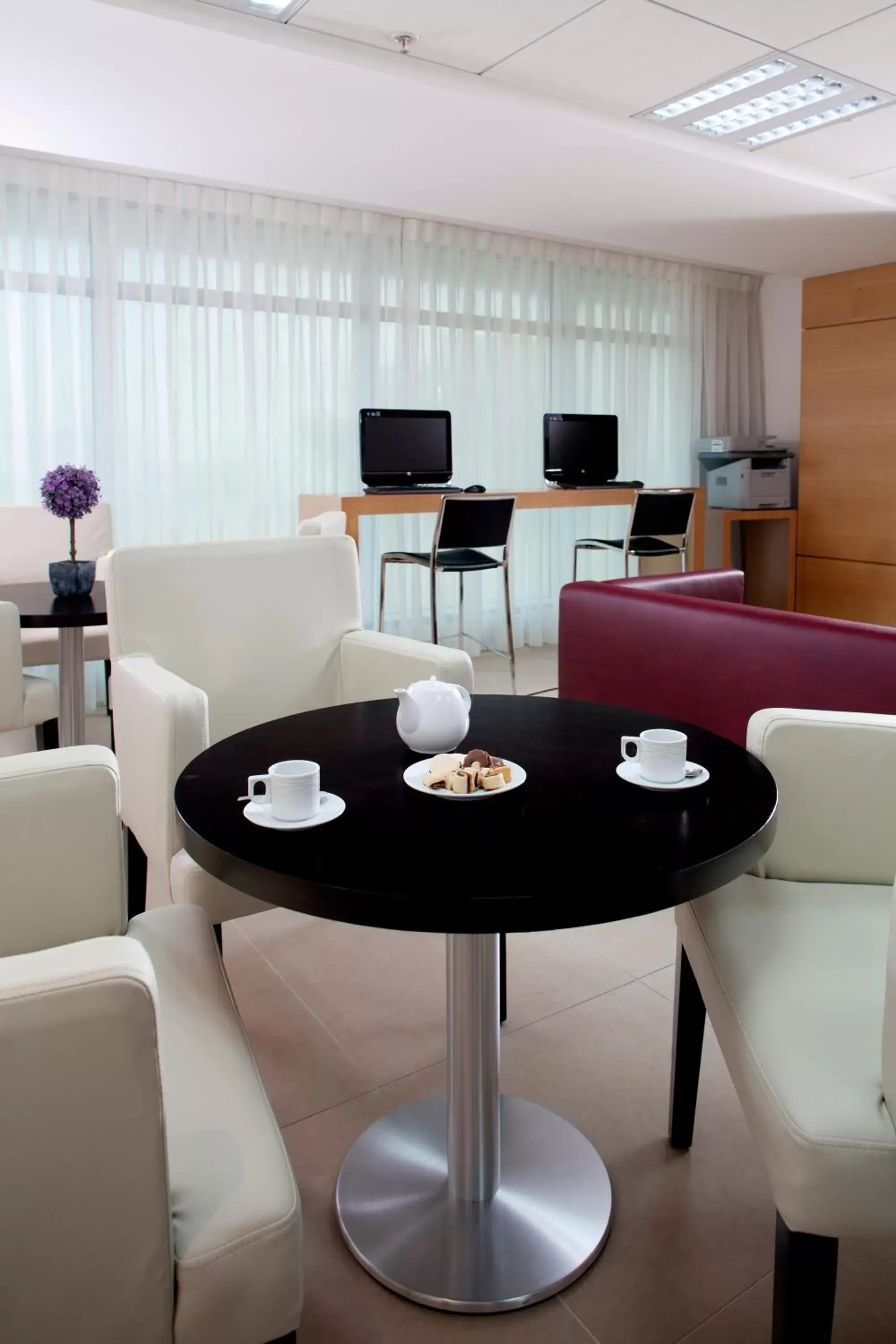 Lobby or reception in West All Suites Hotel Ashdod