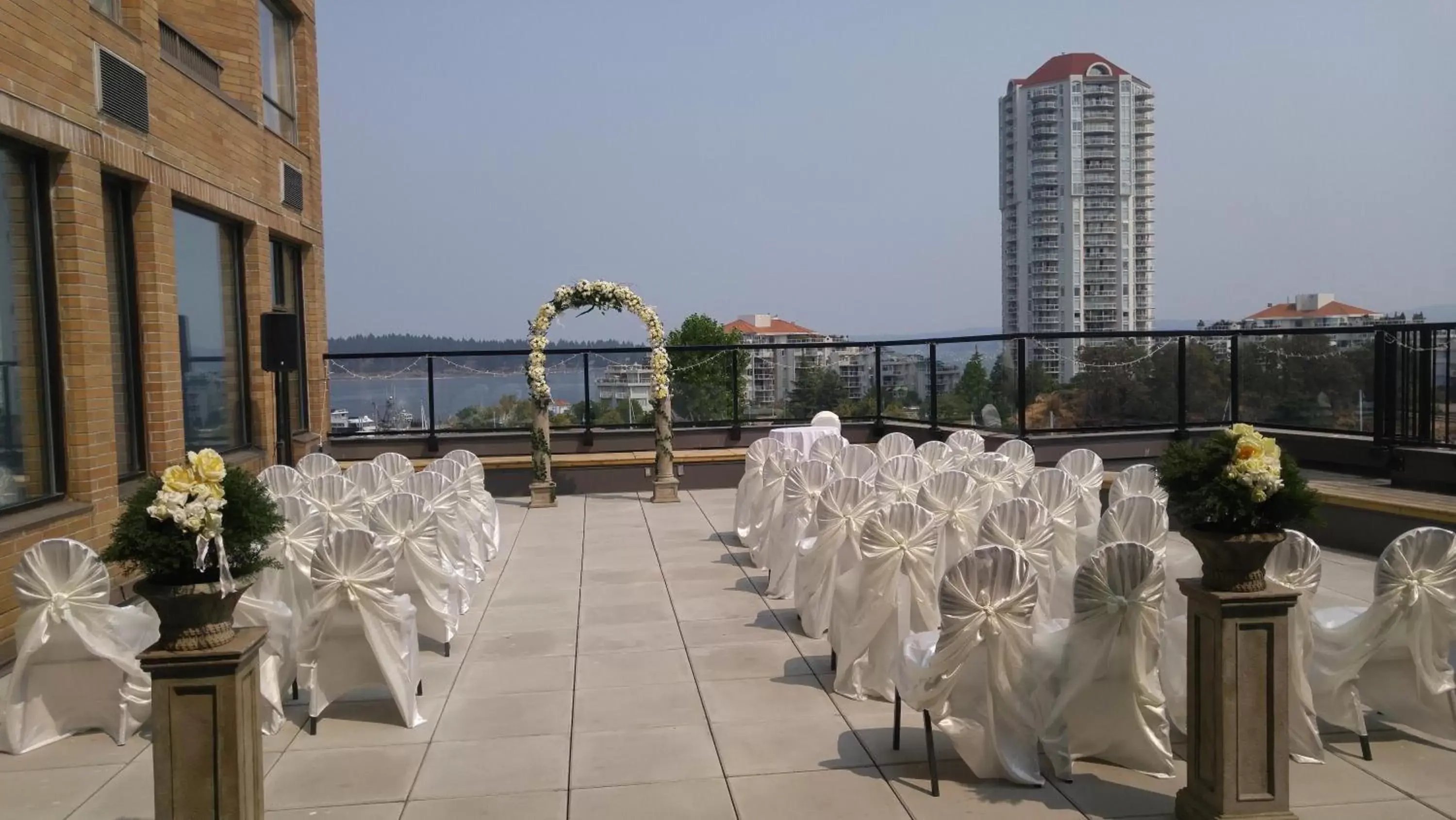 Balcony/Terrace, Banquet Facilities in Coast Bastion Hotel