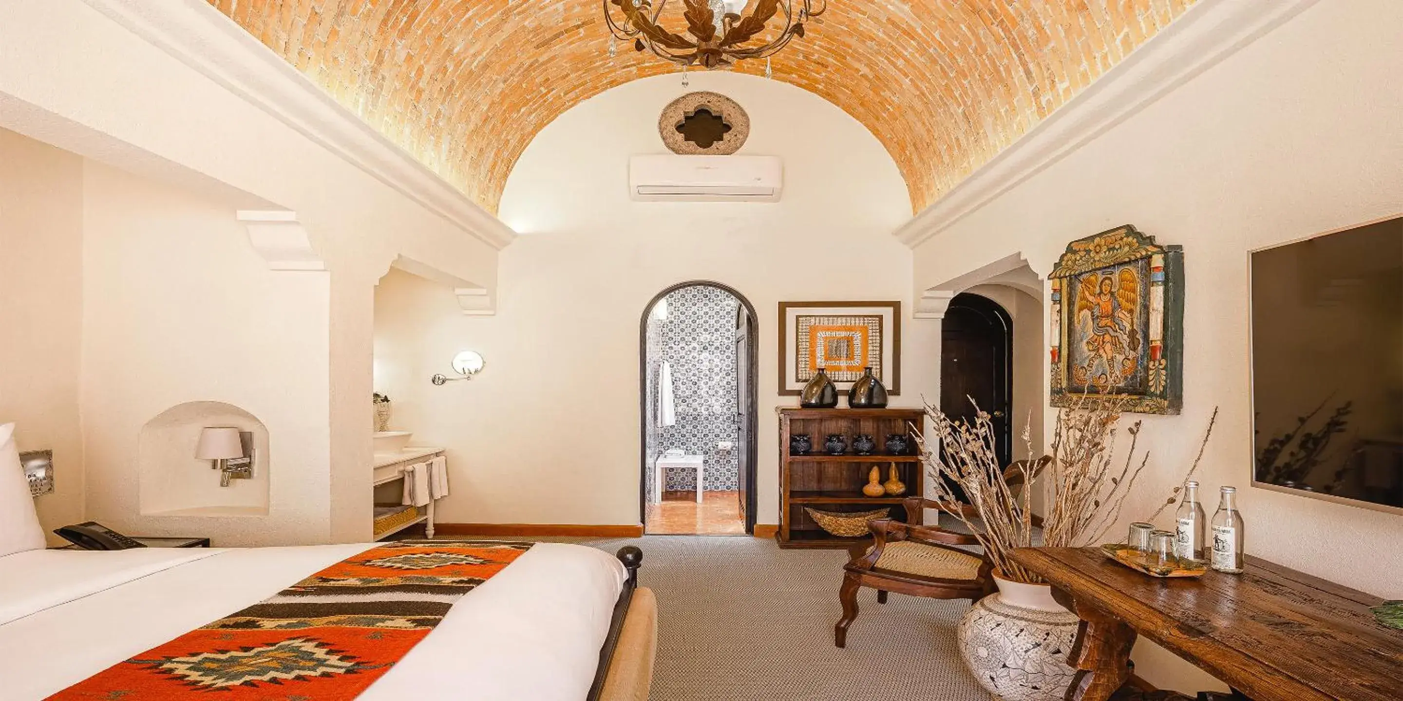 Photo of the whole room, Seating Area in Hacienda El Santuario San Miguel de Allende