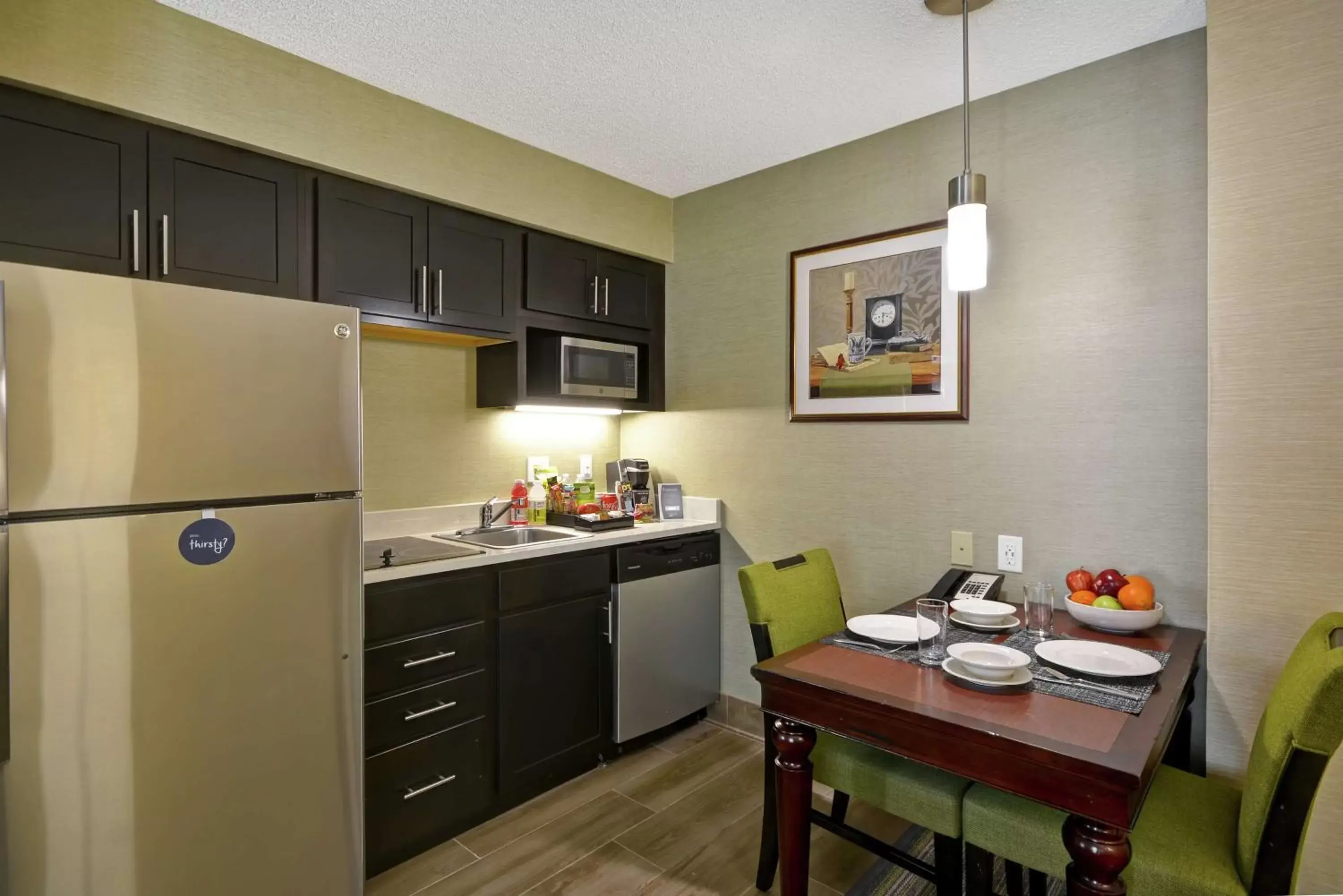Kitchen or kitchenette, Kitchen/Kitchenette in Homewood Suites by Hilton Salt Lake City - Midvale/Sandy