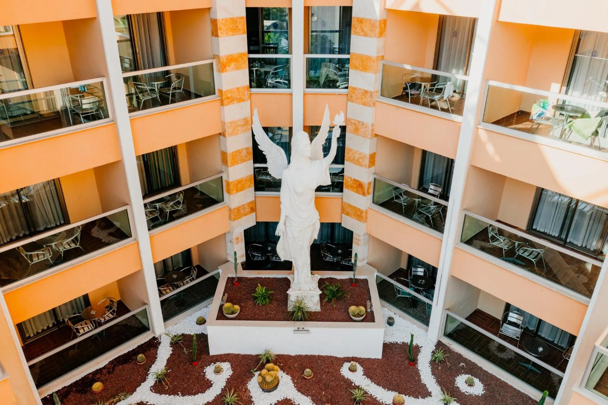 Facade/entrance in Tac Premier Hotel & Spa