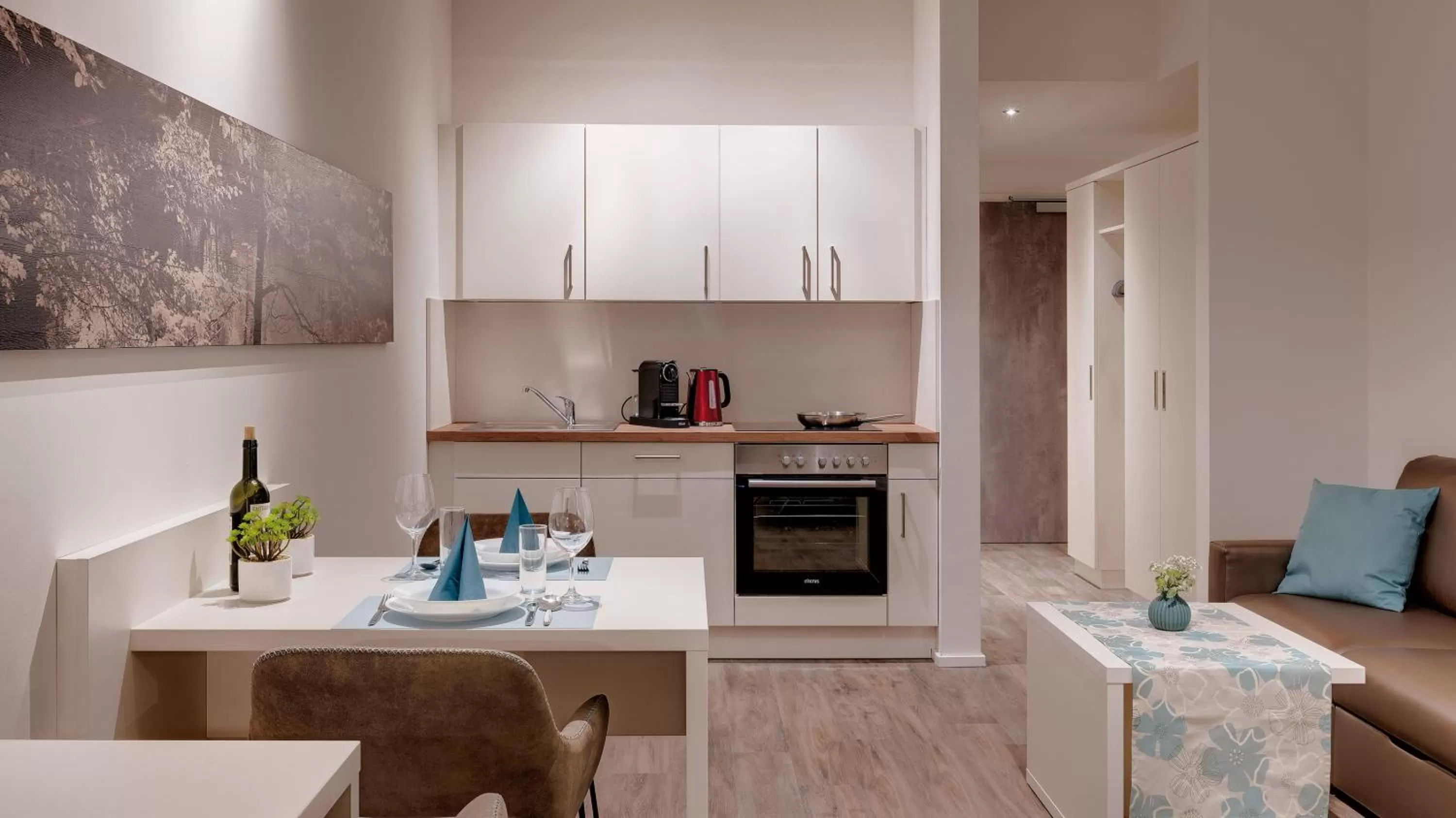 Kitchen or kitchenette in Amper Art Hotel