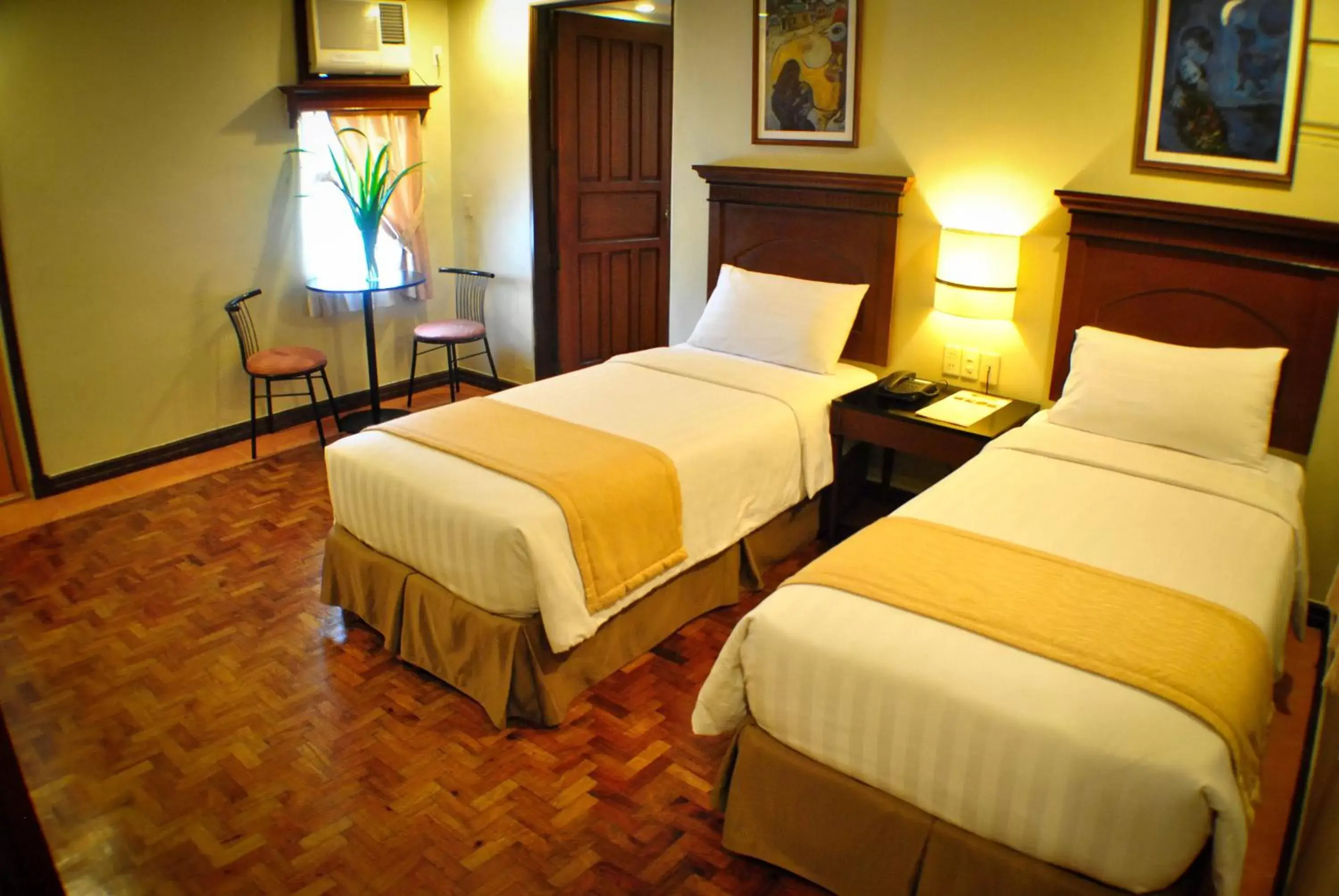 Bed in Fersal Hotel - P. Tuazon Cubao