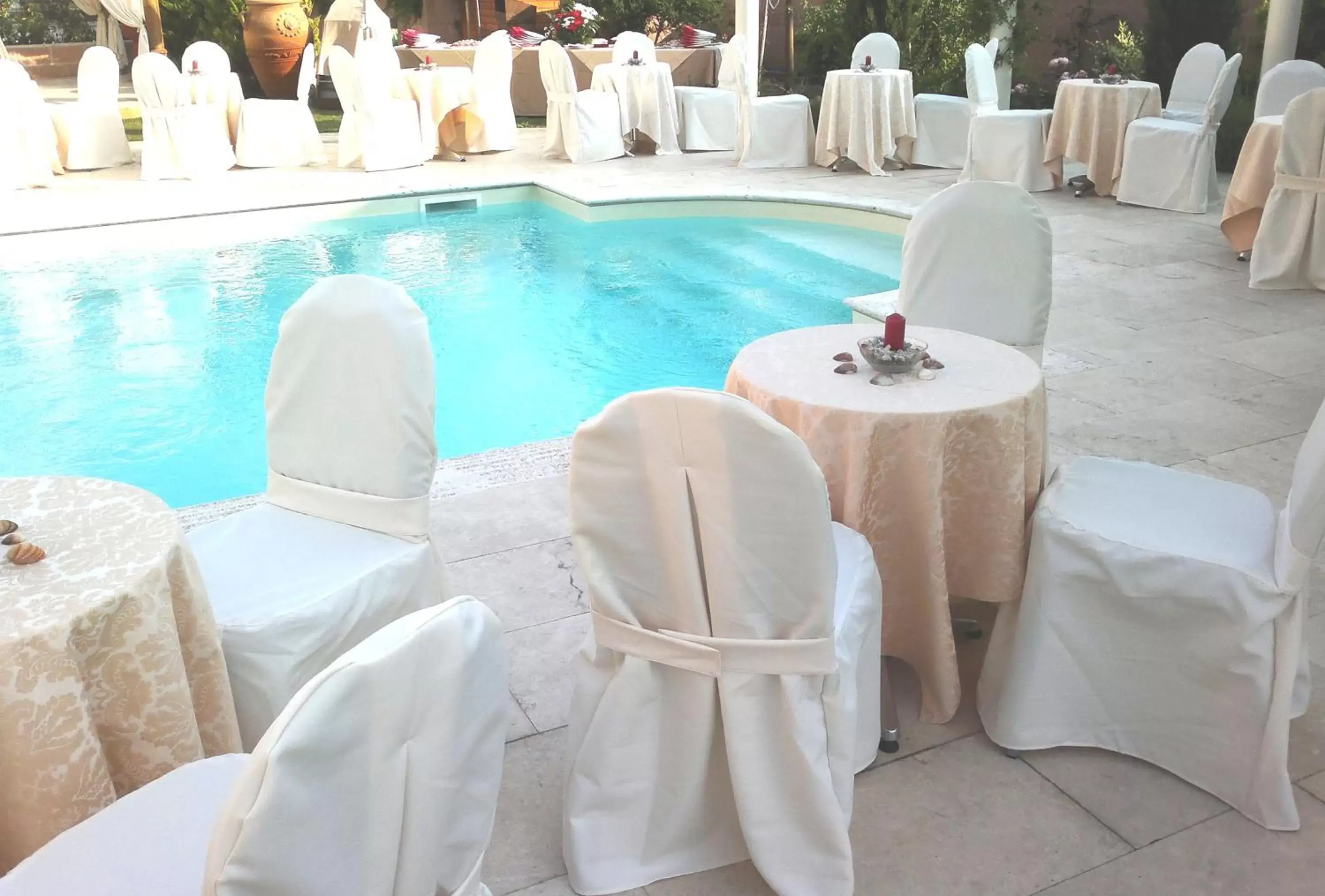 Garden, Swimming Pool in Ostia Antica Park Hotel & Spa