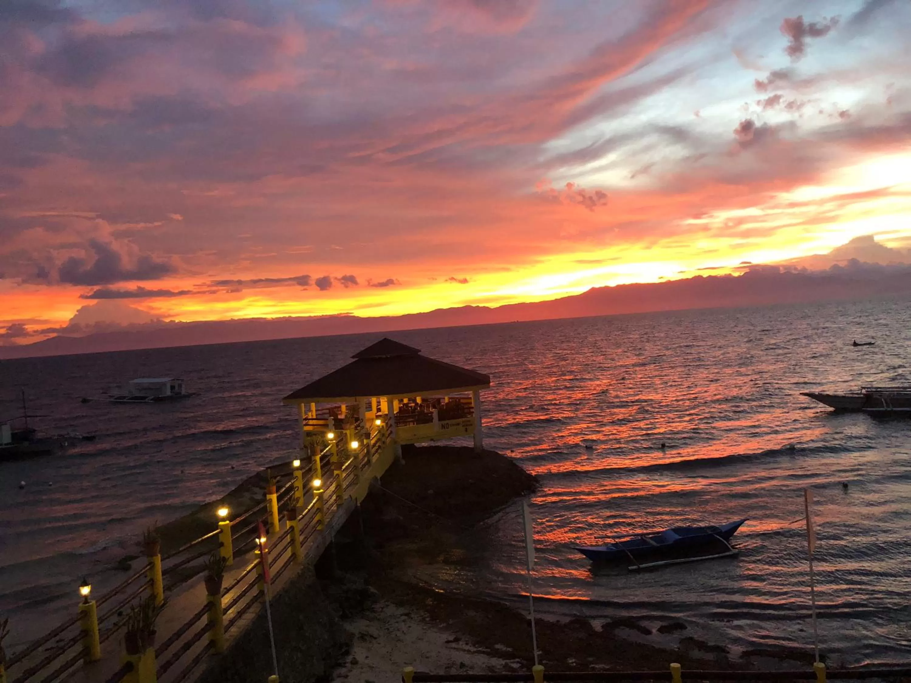 Restaurant/places to eat in Marina Village