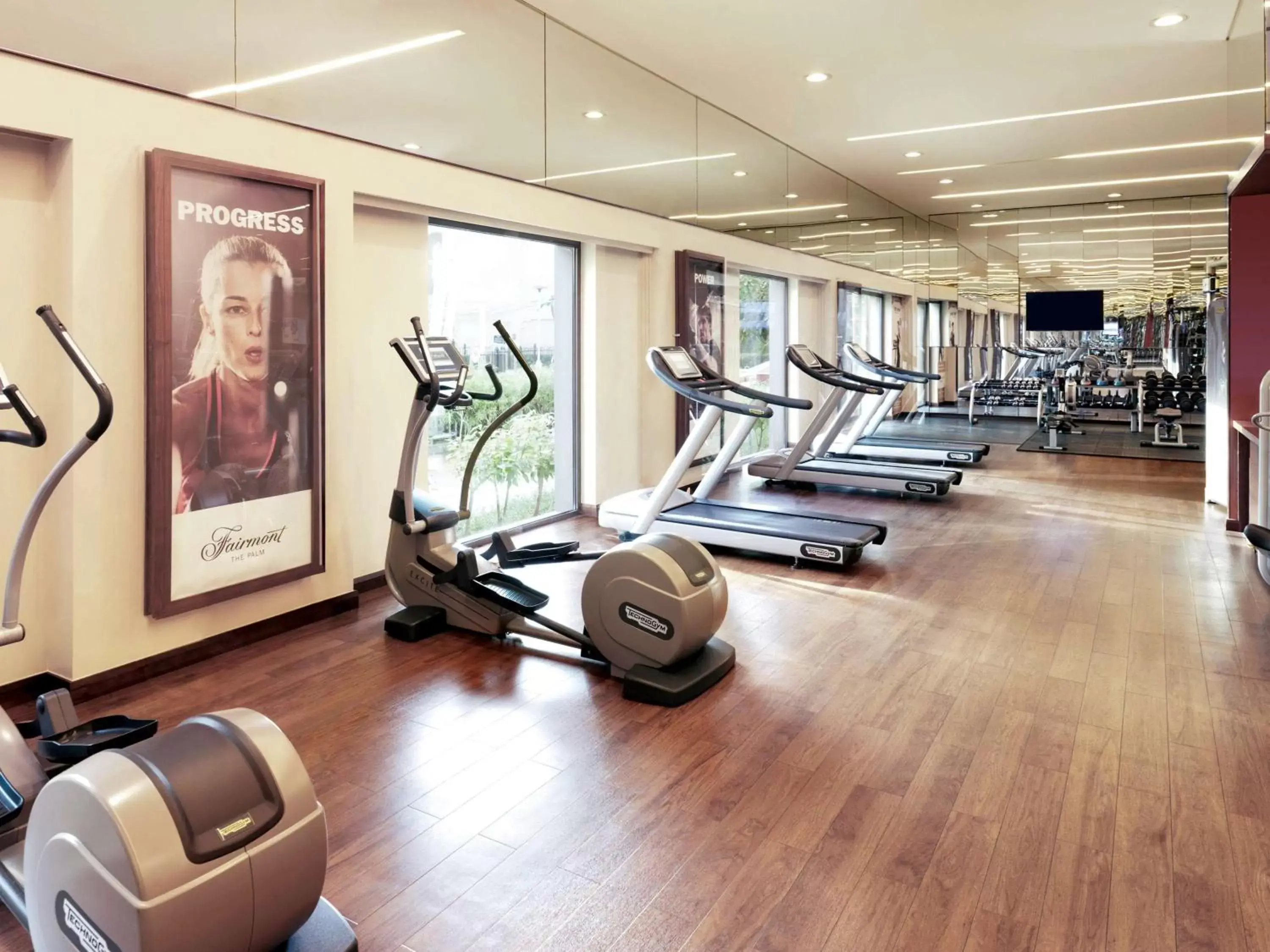 On site, Fitness Center/Facilities in Fairmont The Palm