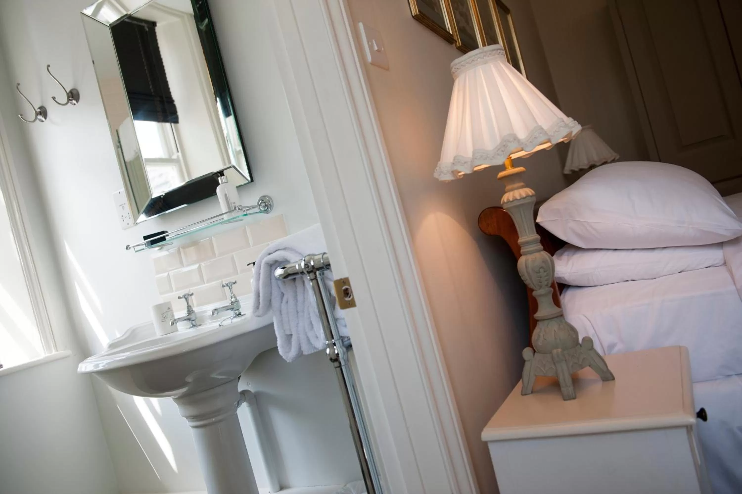 Decorative detail, Bed in The Bridge House