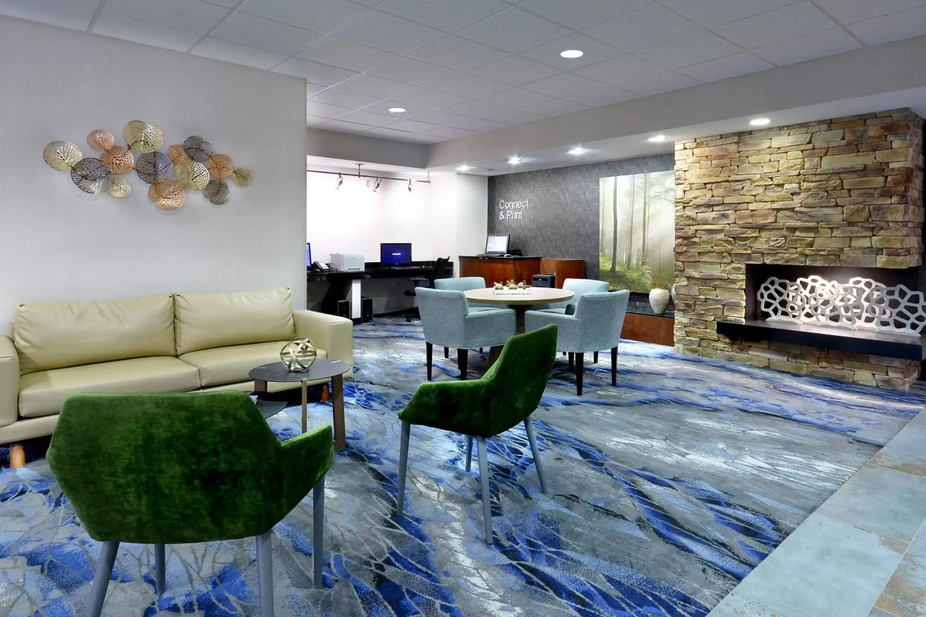 Lobby or reception in Fairfield Inn & Suites by Marriott Charlottesville North
