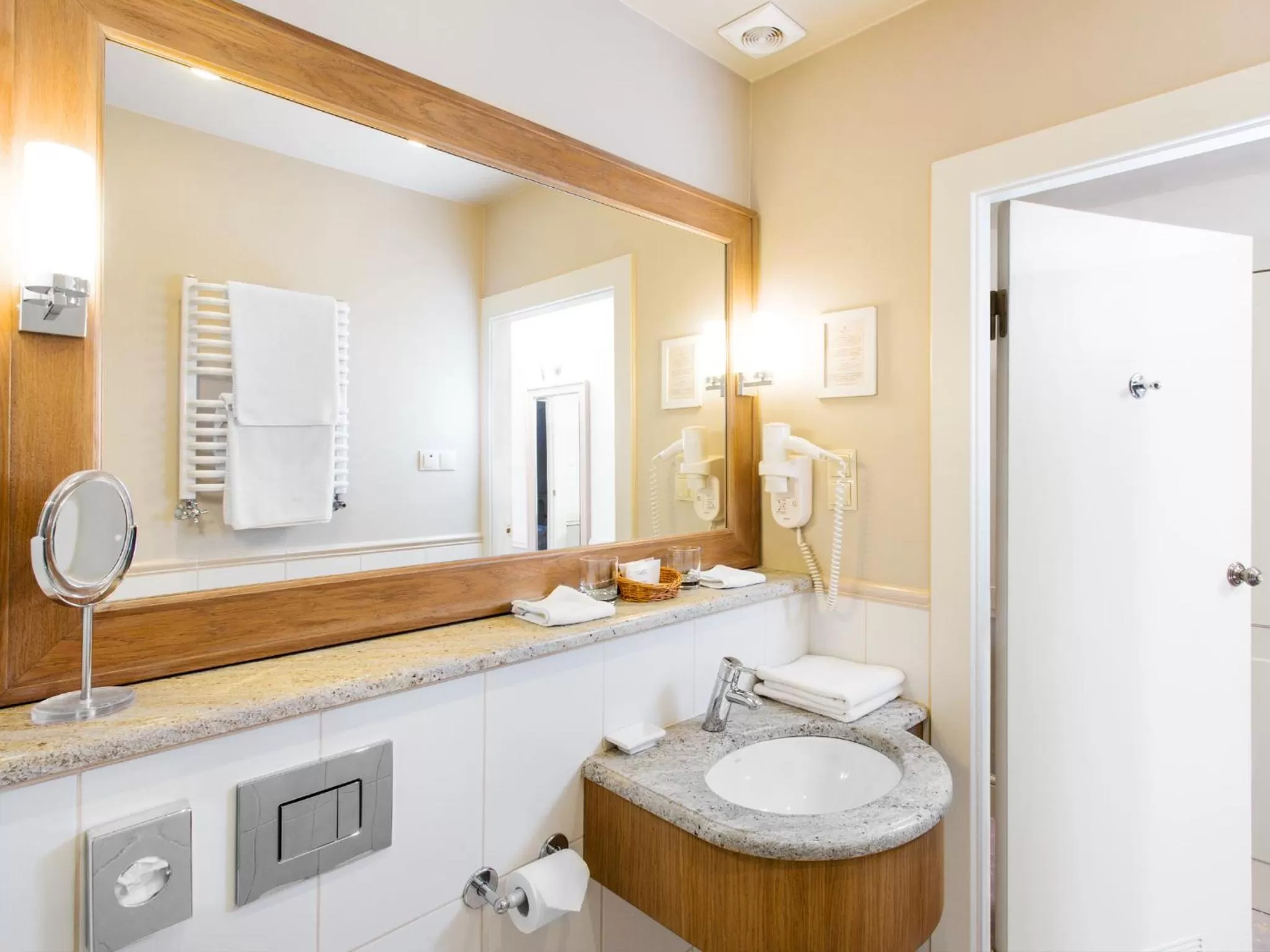 Bathroom in Art Hotel