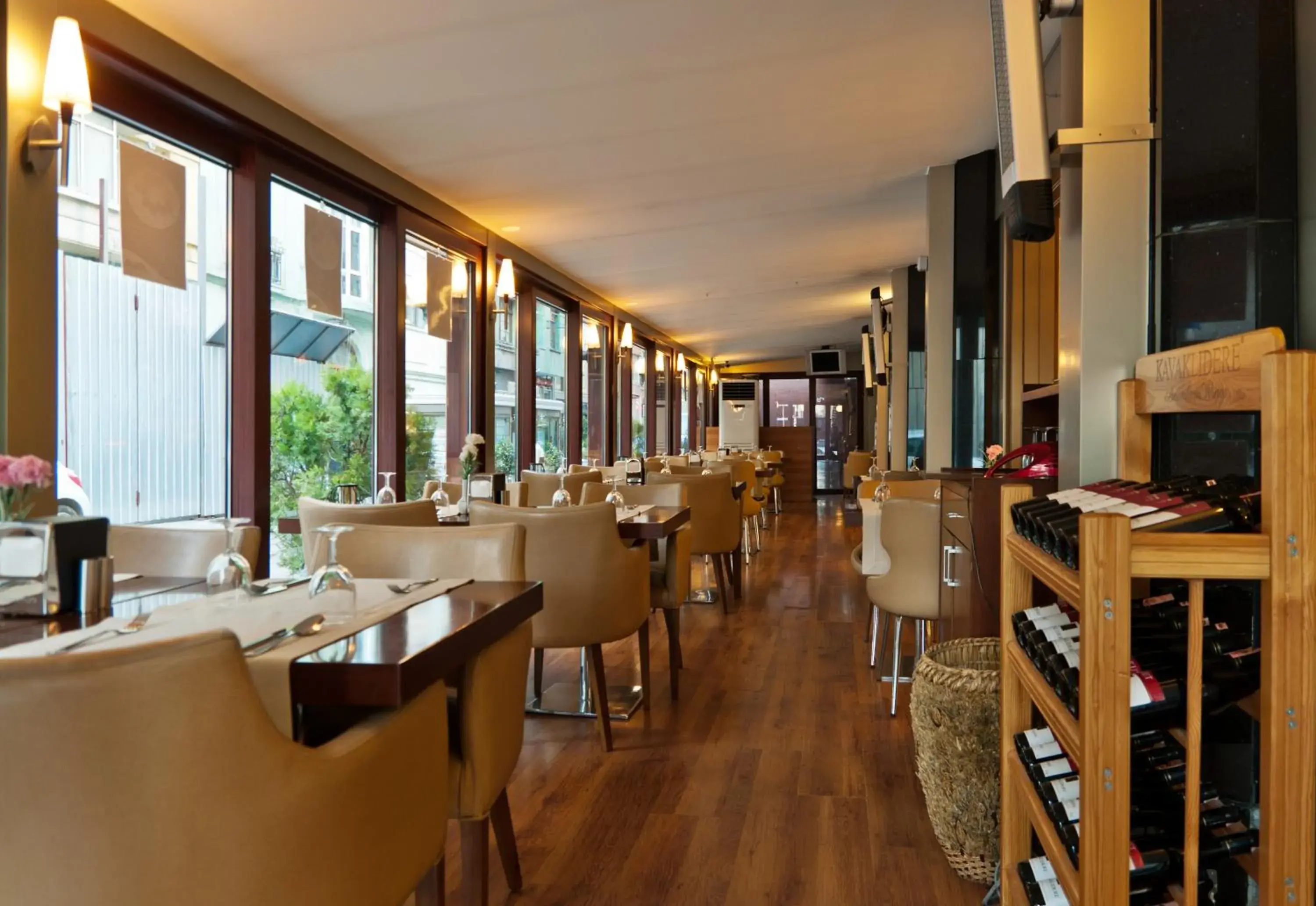 Restaurant/Places to Eat in Riva Hotel Taksim